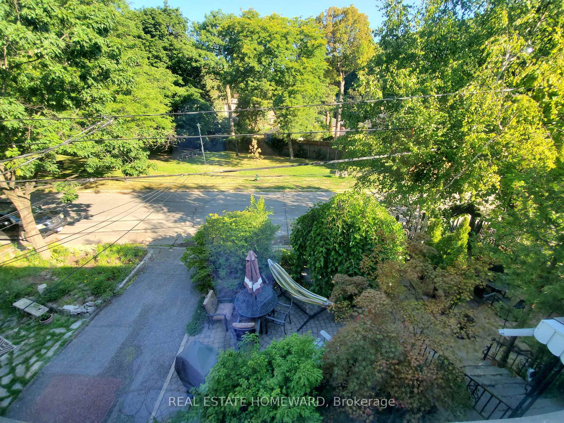Photo 8 of Unit Main Floor, 21 Love Crescent, Toronto, The Beaches — HOMEH