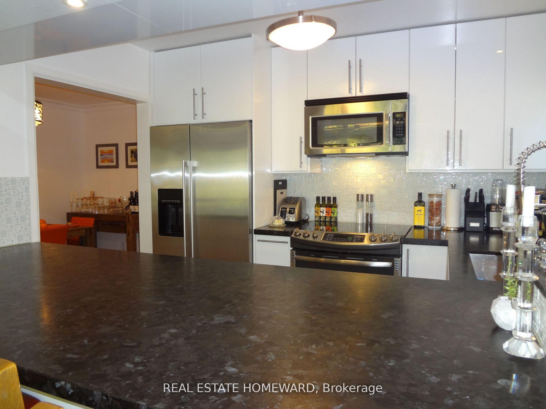 Photo 13 of Unit Main Floor, 21 Love Crescent, Toronto, The Beaches — HOMEH
