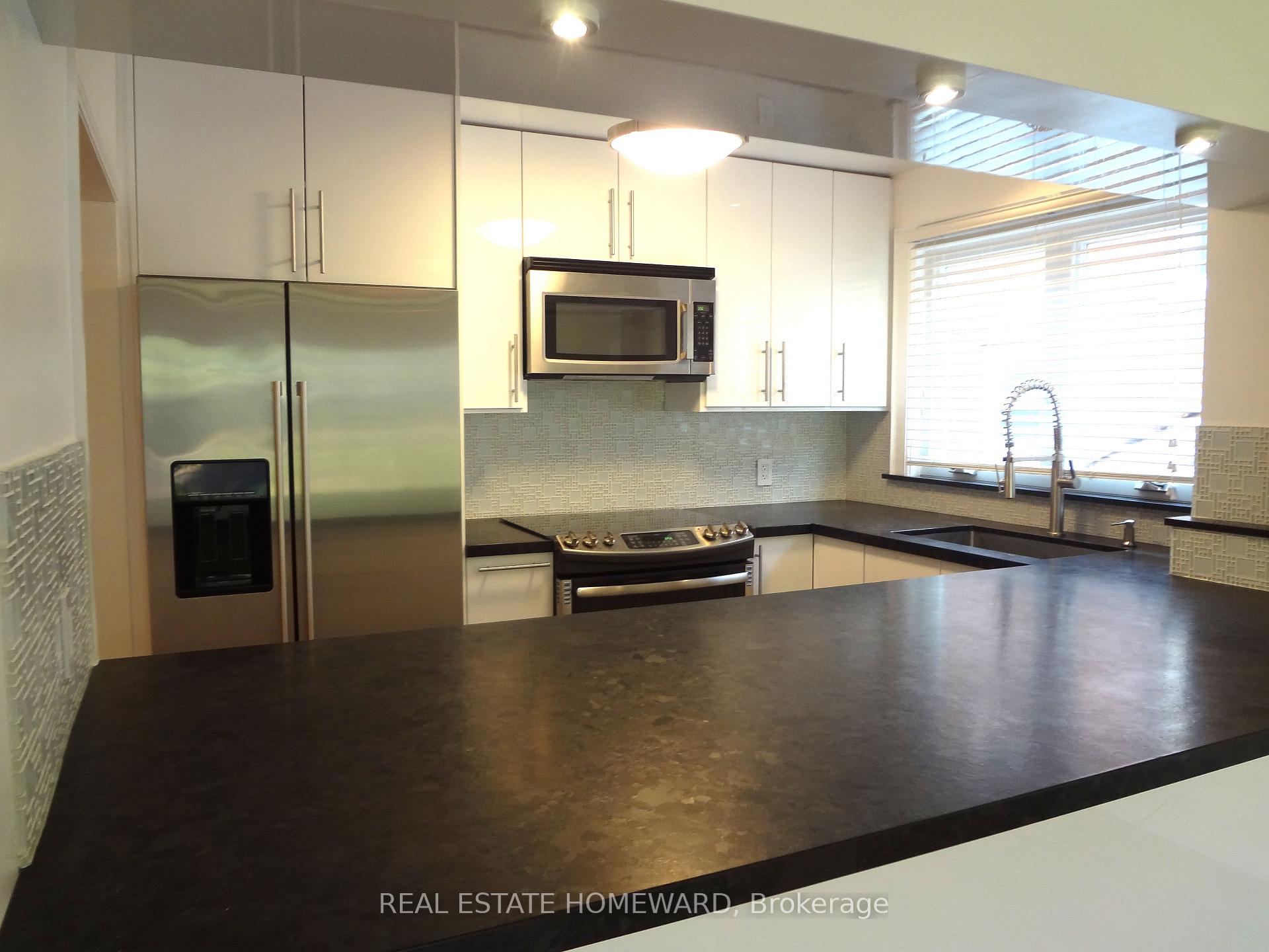 Photo 14 of Unit Main Floor, 21 Love Crescent, Toronto, The Beaches — HOMEH