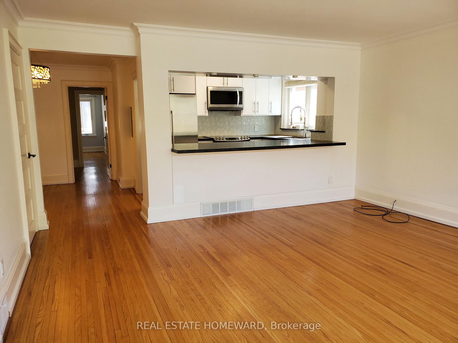 Photo 20 of Unit Main Floor, 21 Love Crescent, Toronto, The Beaches — HOMEH