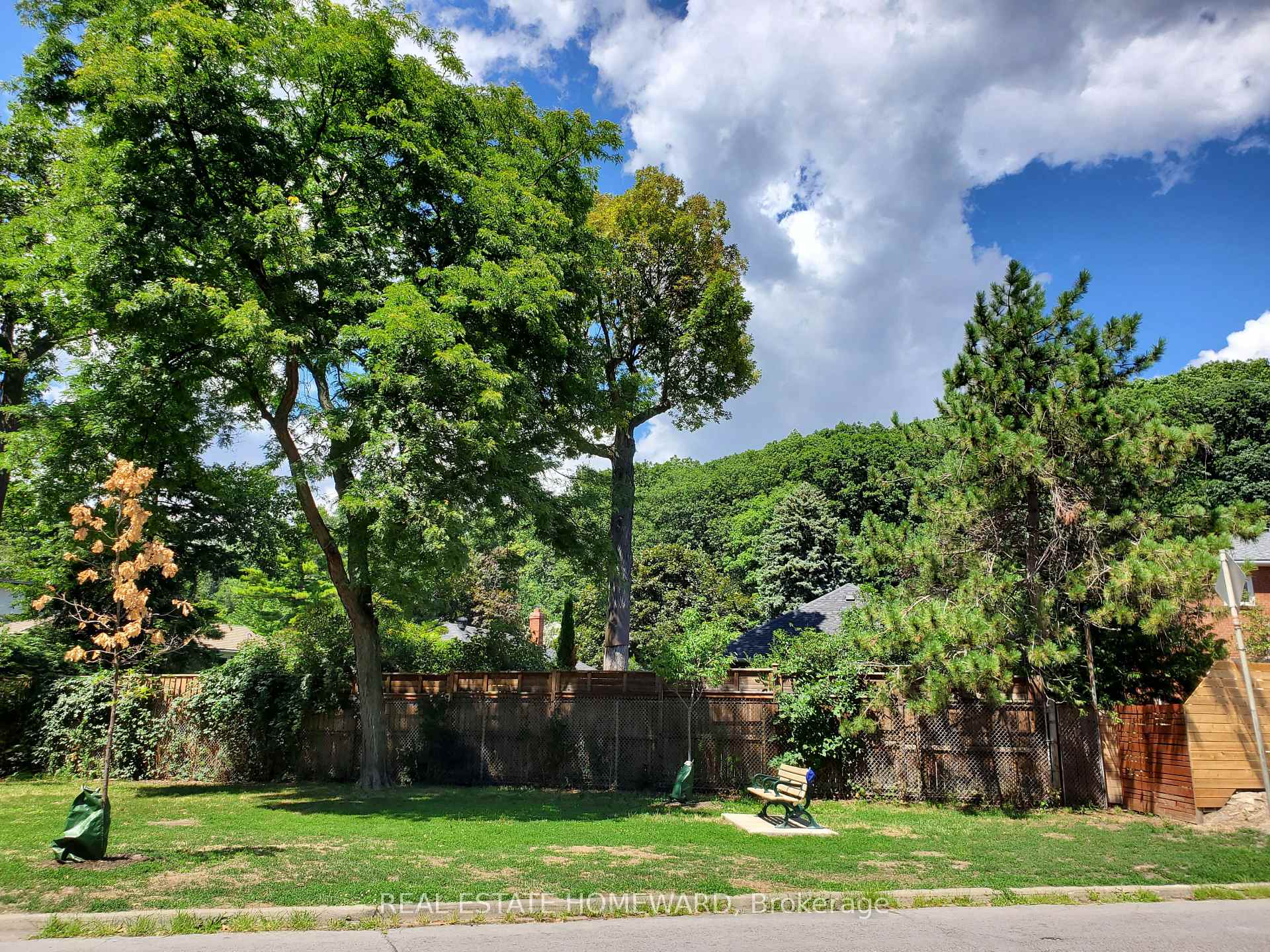 Photo 43 of Unit Main Floor, 21 Love Crescent, Toronto, The Beaches — HOMEH