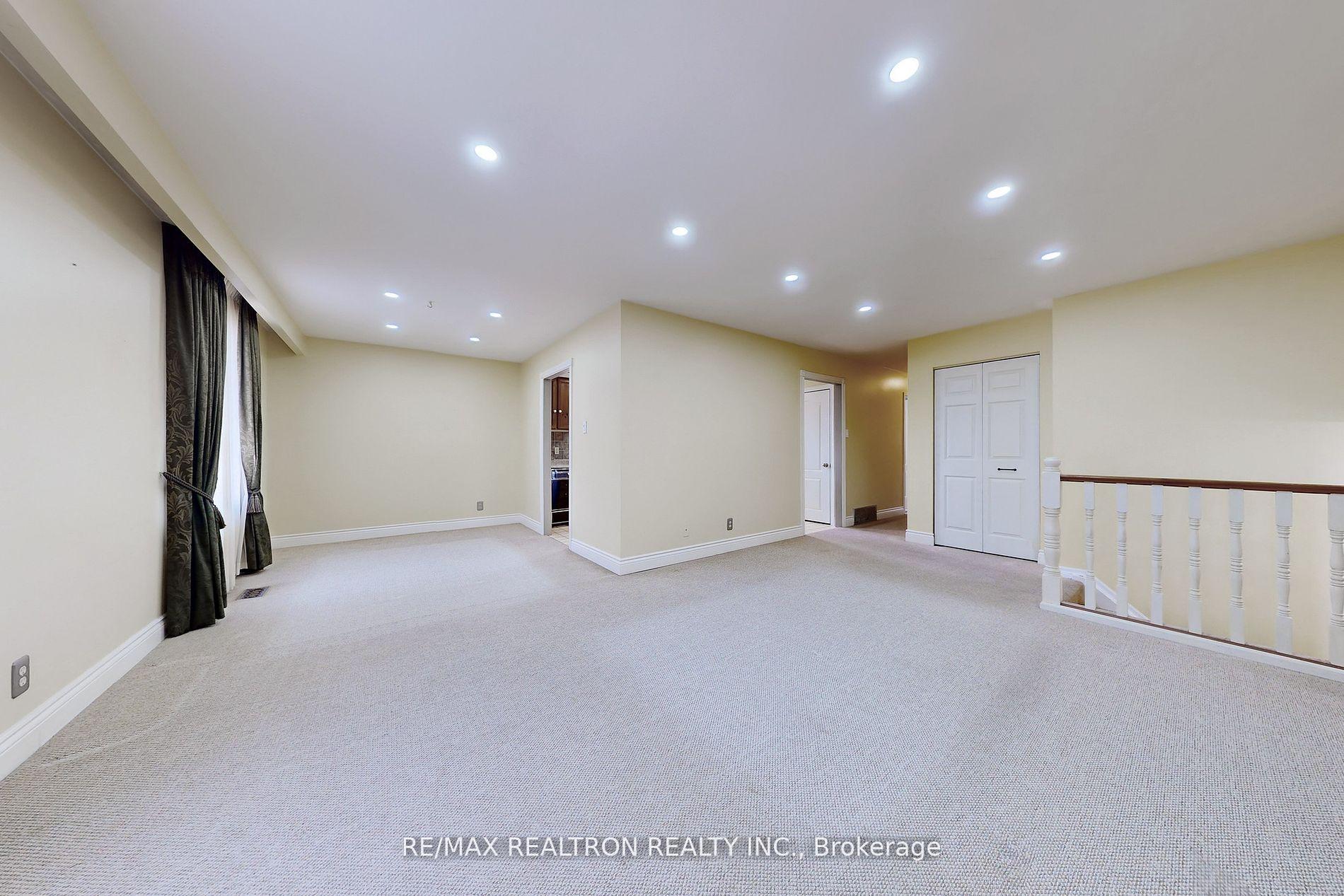 Photo 6 of 43 Odessa Street, Hamilton, Stoney Creek — HOMEH