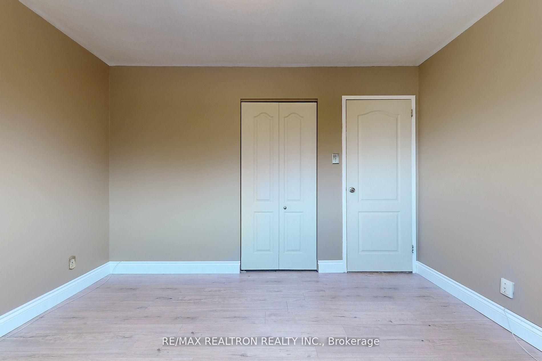 Photo 17 of 43 Odessa Street, Hamilton, Stoney Creek — HOMEH