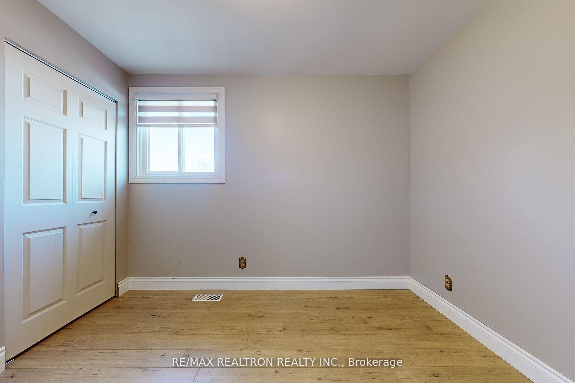 Photo 18 of 43 Odessa Street, Hamilton, Stoney Creek — HOMEH