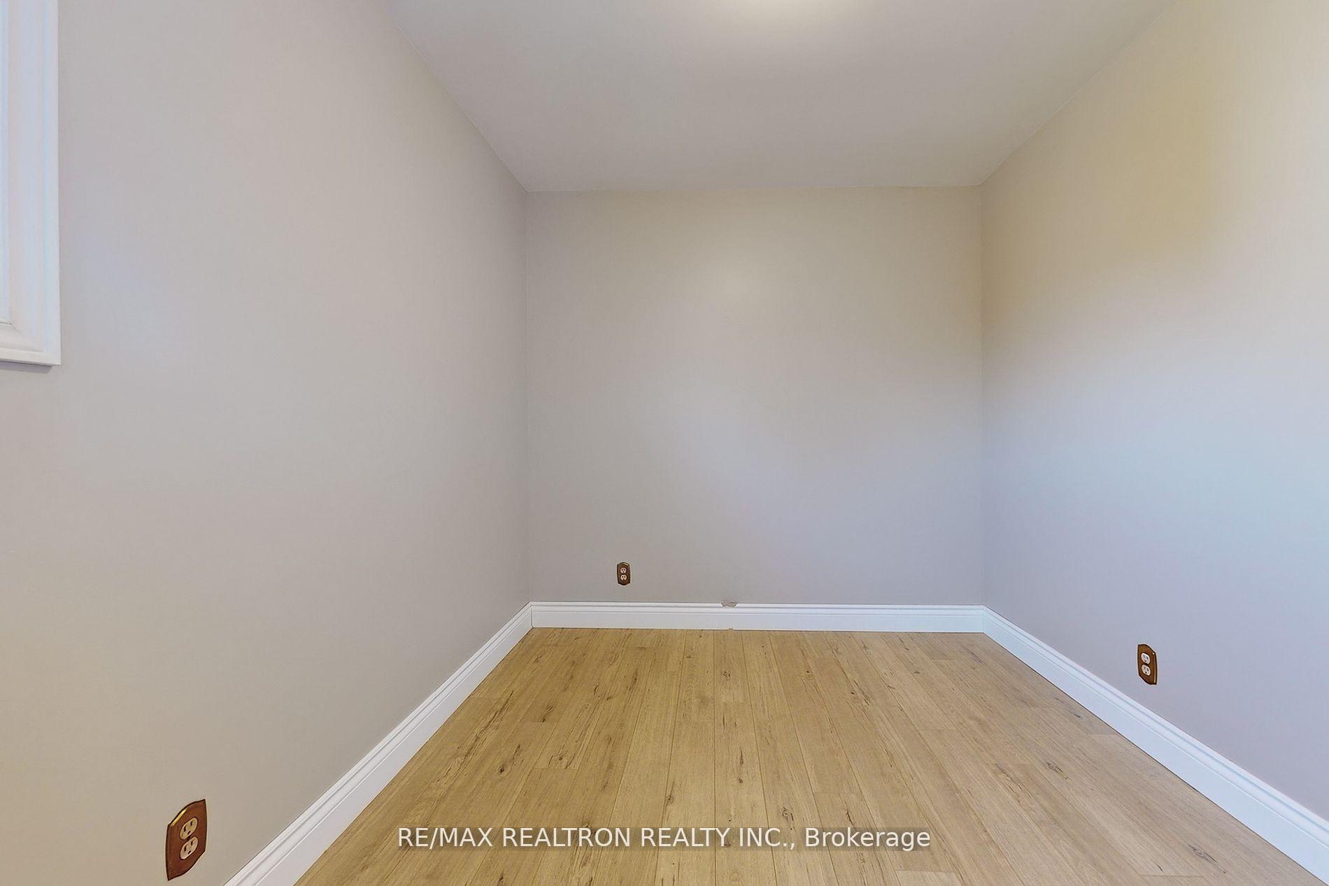 Photo 20 of 43 Odessa Street, Hamilton, Stoney Creek — HOMEH