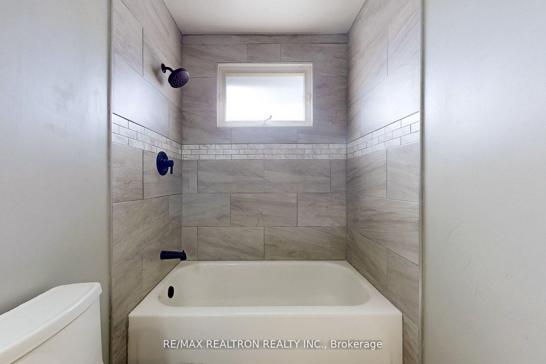Photo 23 of 43 Odessa Street, Hamilton, Stoney Creek — HOMEH