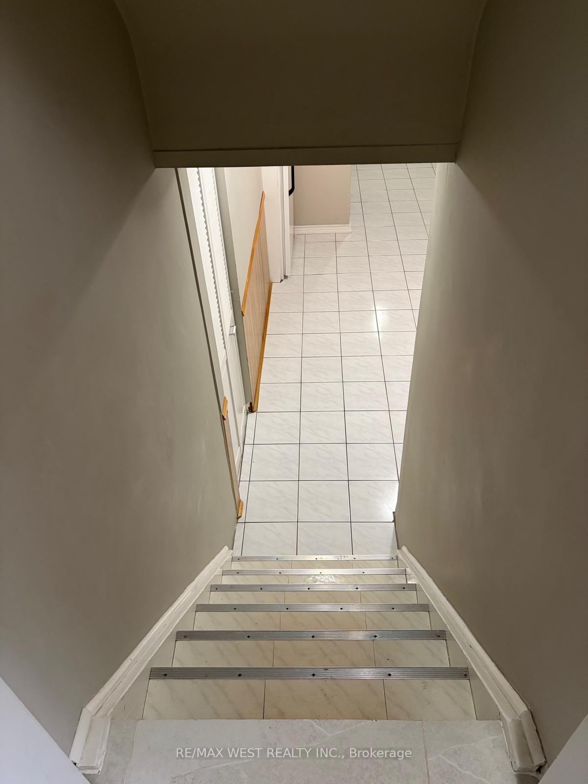 Photo 4 of Unit Basement, 97 Elnathan Crescent, North York, Humber Summit — HOMEH