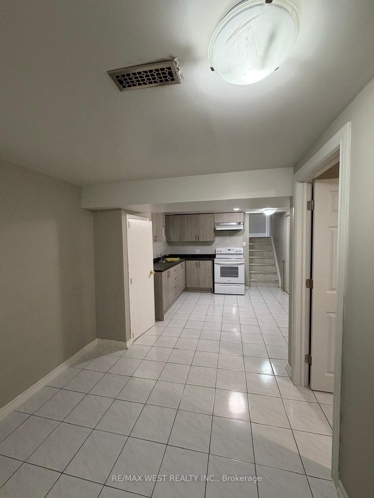 Photo 5 of Unit Basement, 97 Elnathan Crescent, North York, Humber Summit — HOMEH