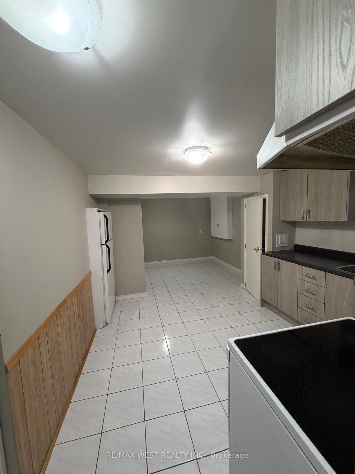 Photo 6 of Unit Basement, 97 Elnathan Crescent, North York, Humber Summit — HOMEH