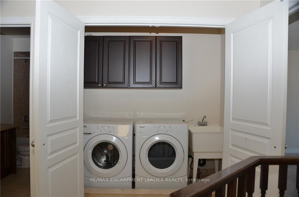 Photo 20 of 341 Stonehenge Drive, Hamilton, Ancaster — HOMEH