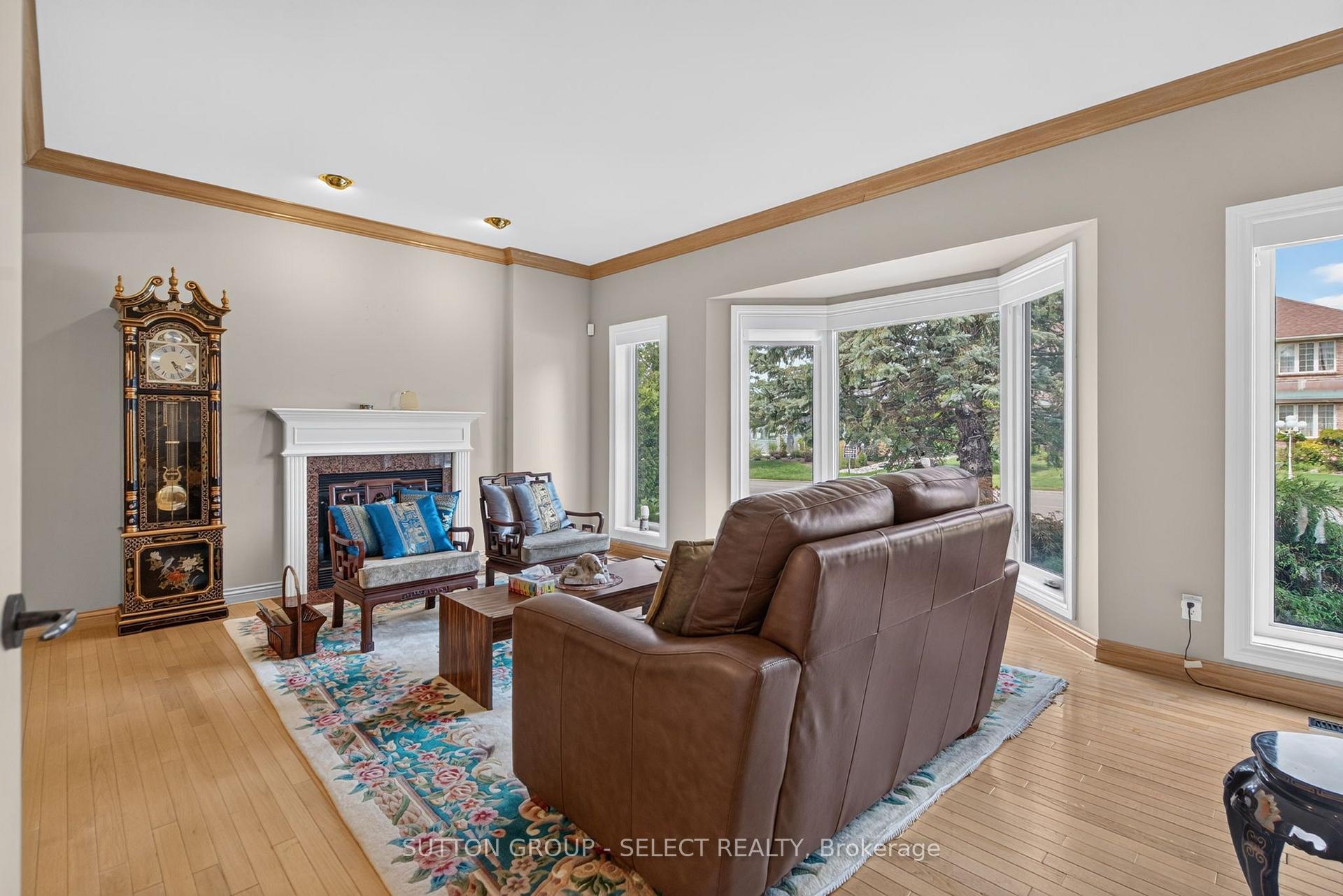 Photo 10 of 173 Whiteacres Drive, London, North F — HOMEH