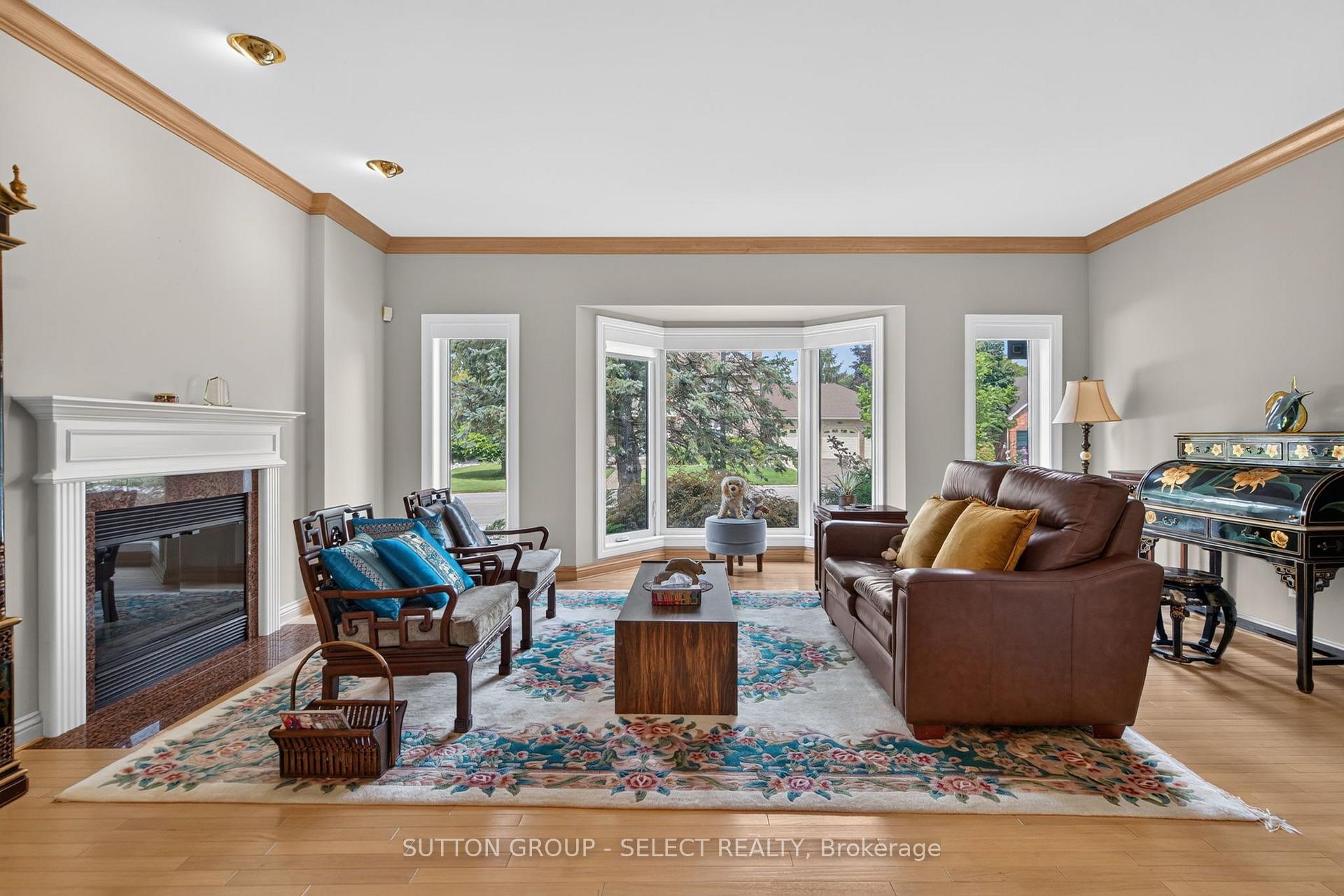 Photo 11 of 173 Whiteacres Drive, London, North F — HOMEH