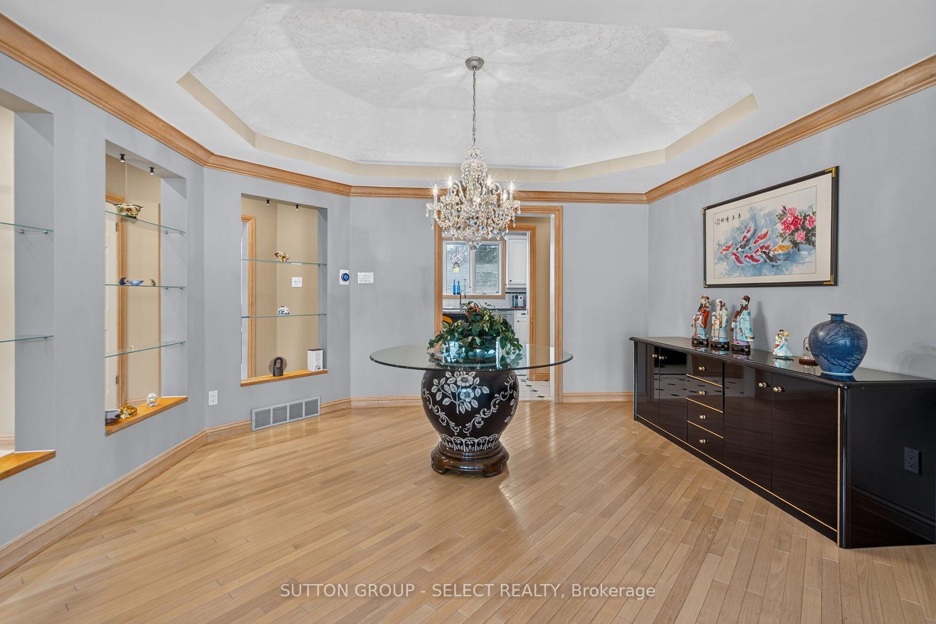 Photo 12 of 173 Whiteacres Drive, London, North F — HOMEH