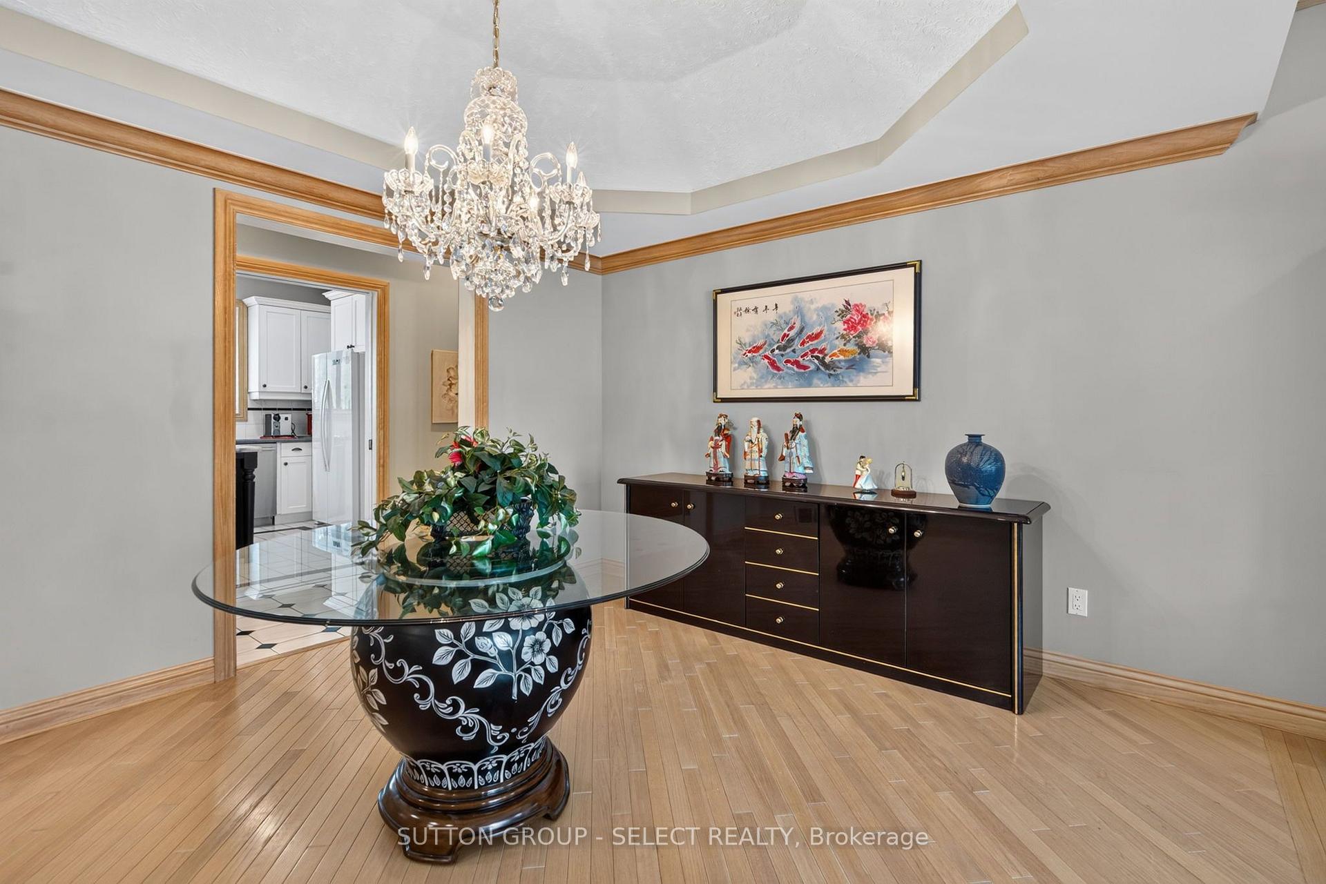 Photo 13 of 173 Whiteacres Drive, London, North F — HOMEH
