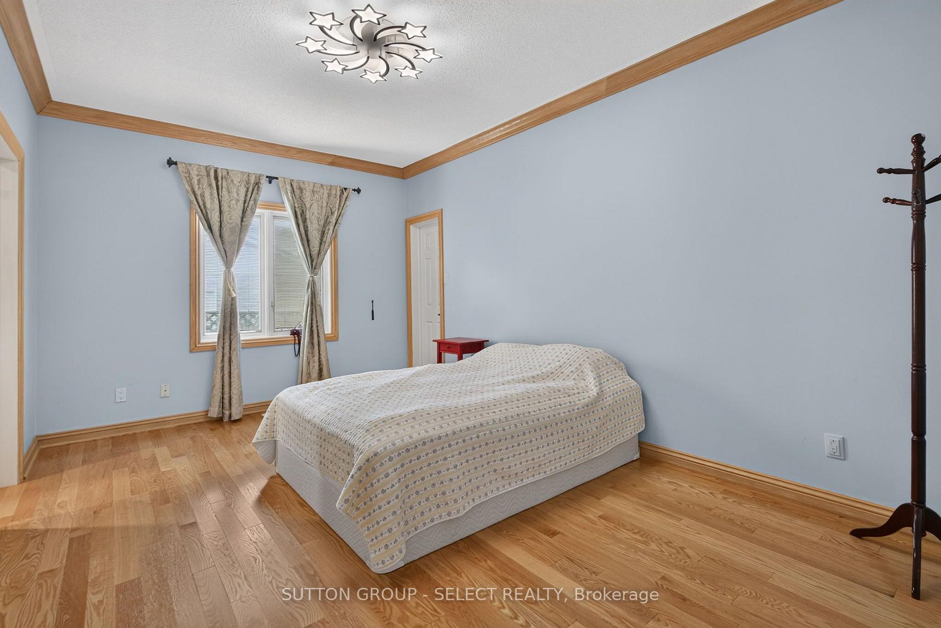 Photo 29 of 173 Whiteacres Drive, London, North F — HOMEH