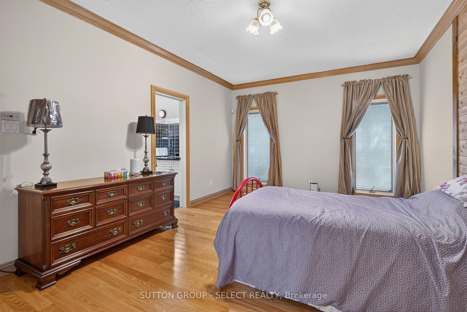 Photo 32 of 173 Whiteacres Drive, London, North F — HOMEH