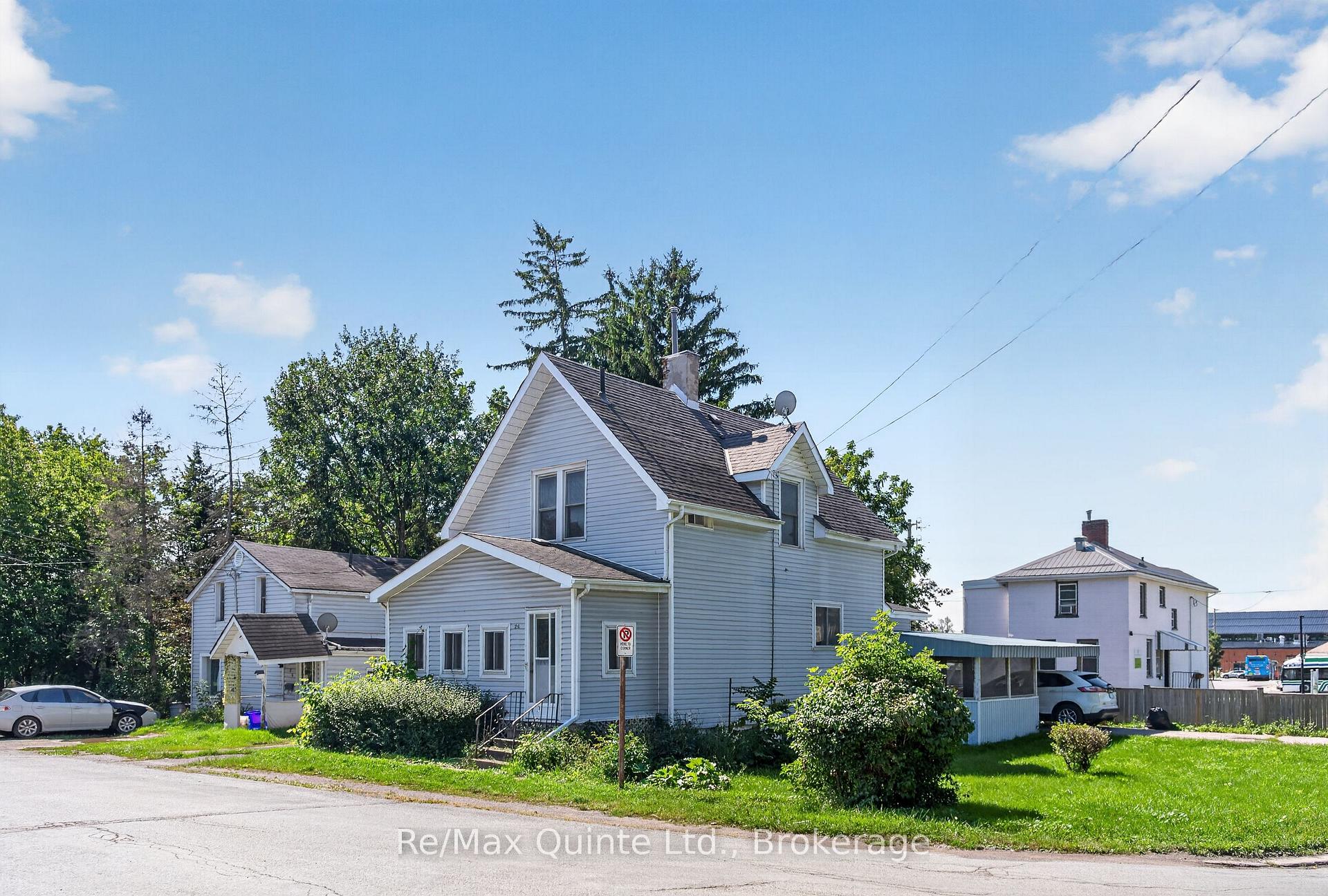 Photo 3 of 26 Turnbull Street, Belleville, Belleville Ward — HOMEH