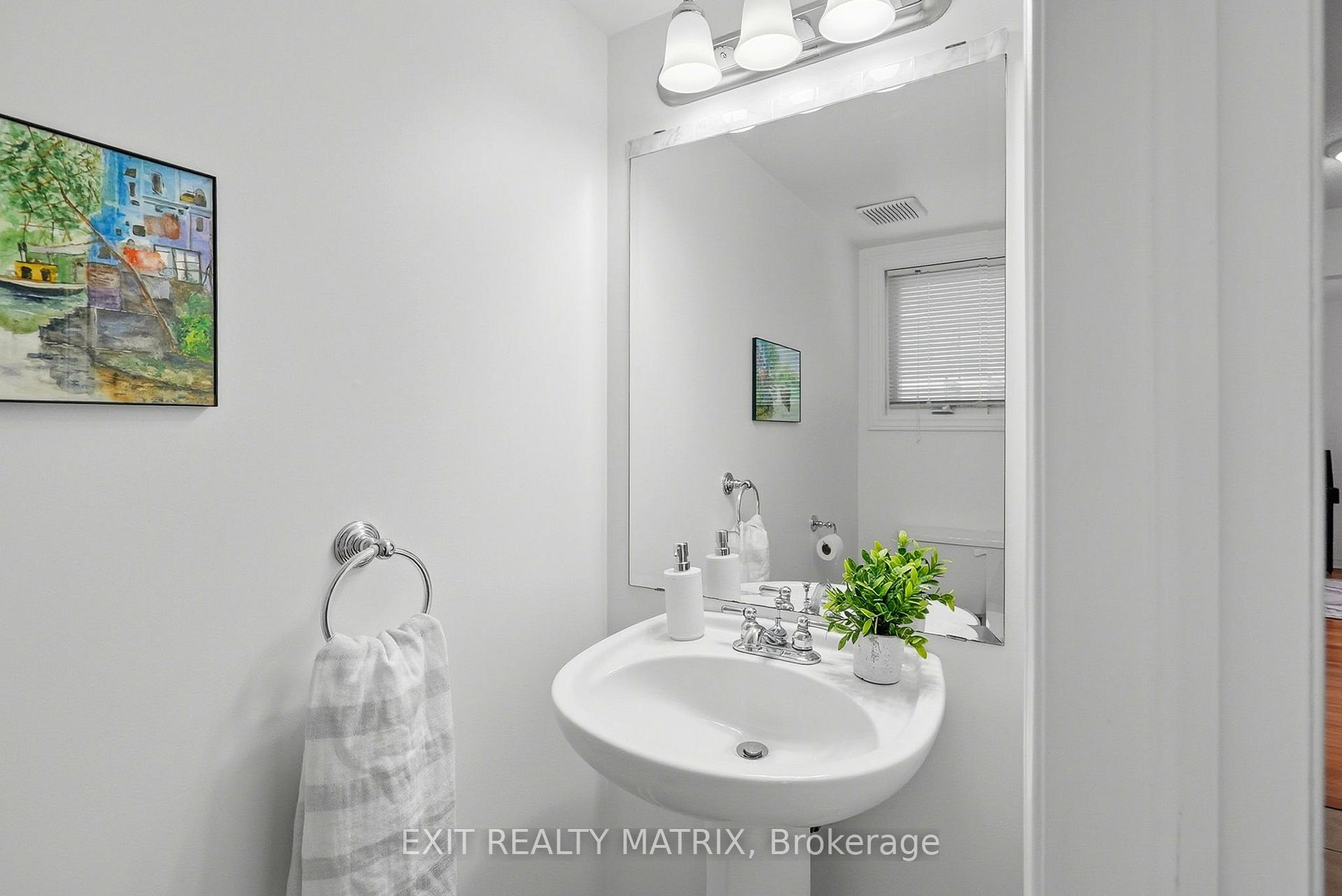 Photo 7 of 727 Brome Crescent, Ottawa, Fallingbrook/Ridgemount — HOMEH