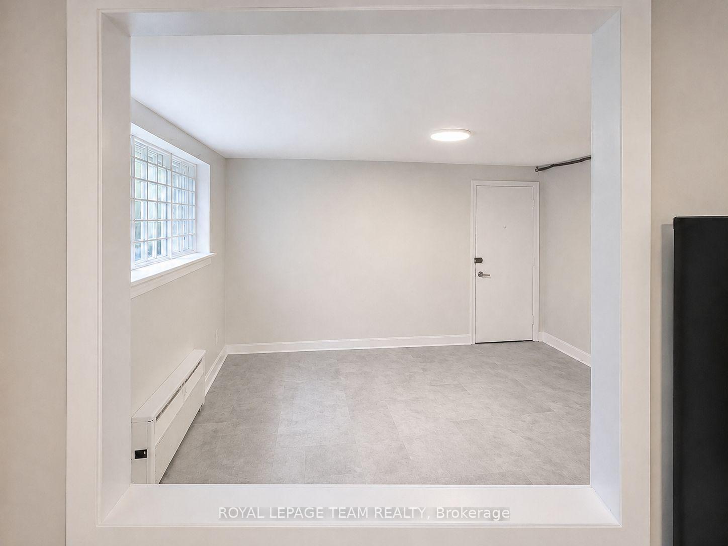 Photo 5 of Unit 1, 33 Coupal Street, Ottawa, Kingsview Park — HOMEH