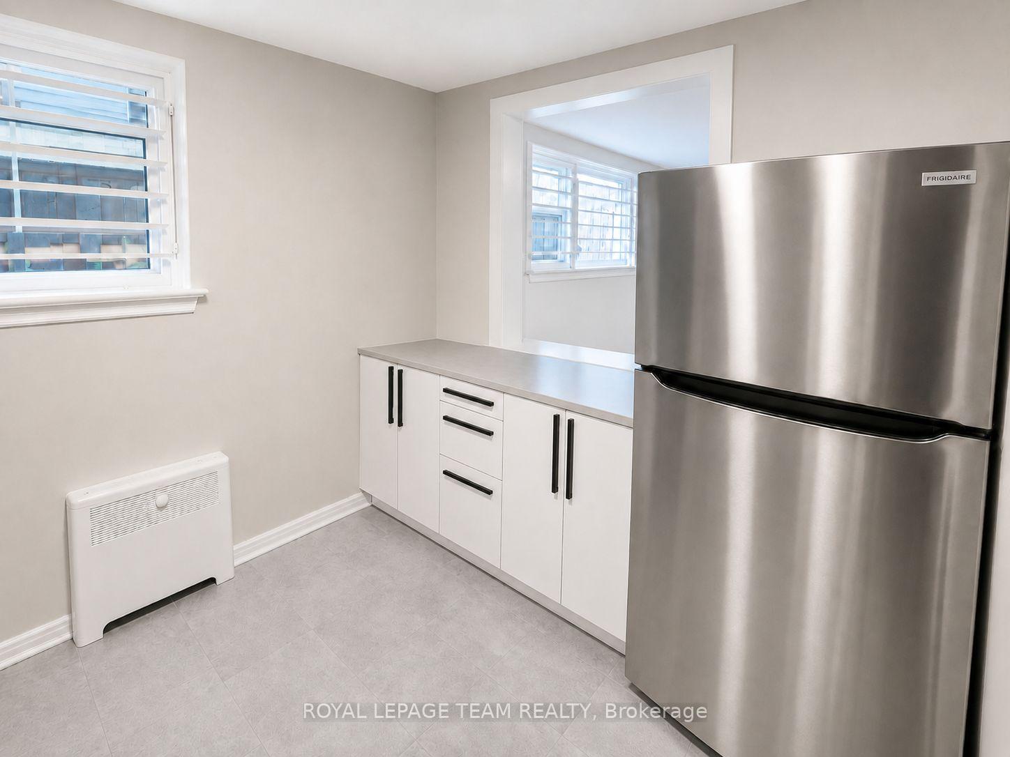 Photo 7 of Unit 1, 33 Coupal Street, Ottawa, Kingsview Park — HOMEH
