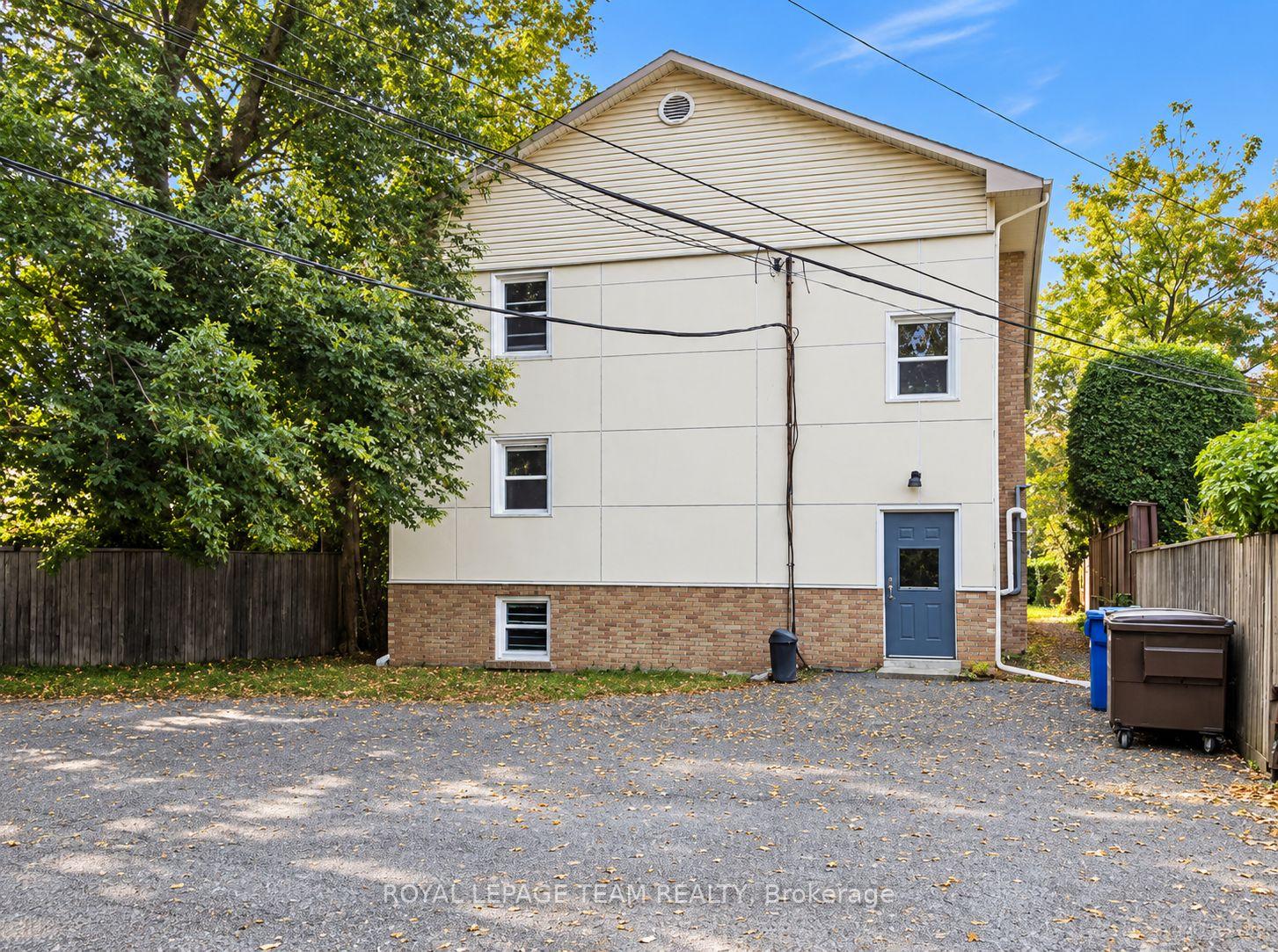 Photo 16 of Unit 1, 33 Coupal Street, Ottawa, Kingsview Park — HOMEH
