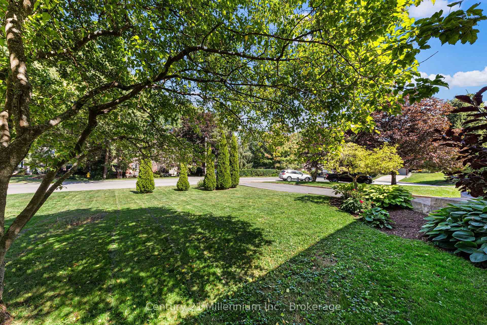 Photo 3 of 128 Parklane Crescent, Meaford — HOMEH