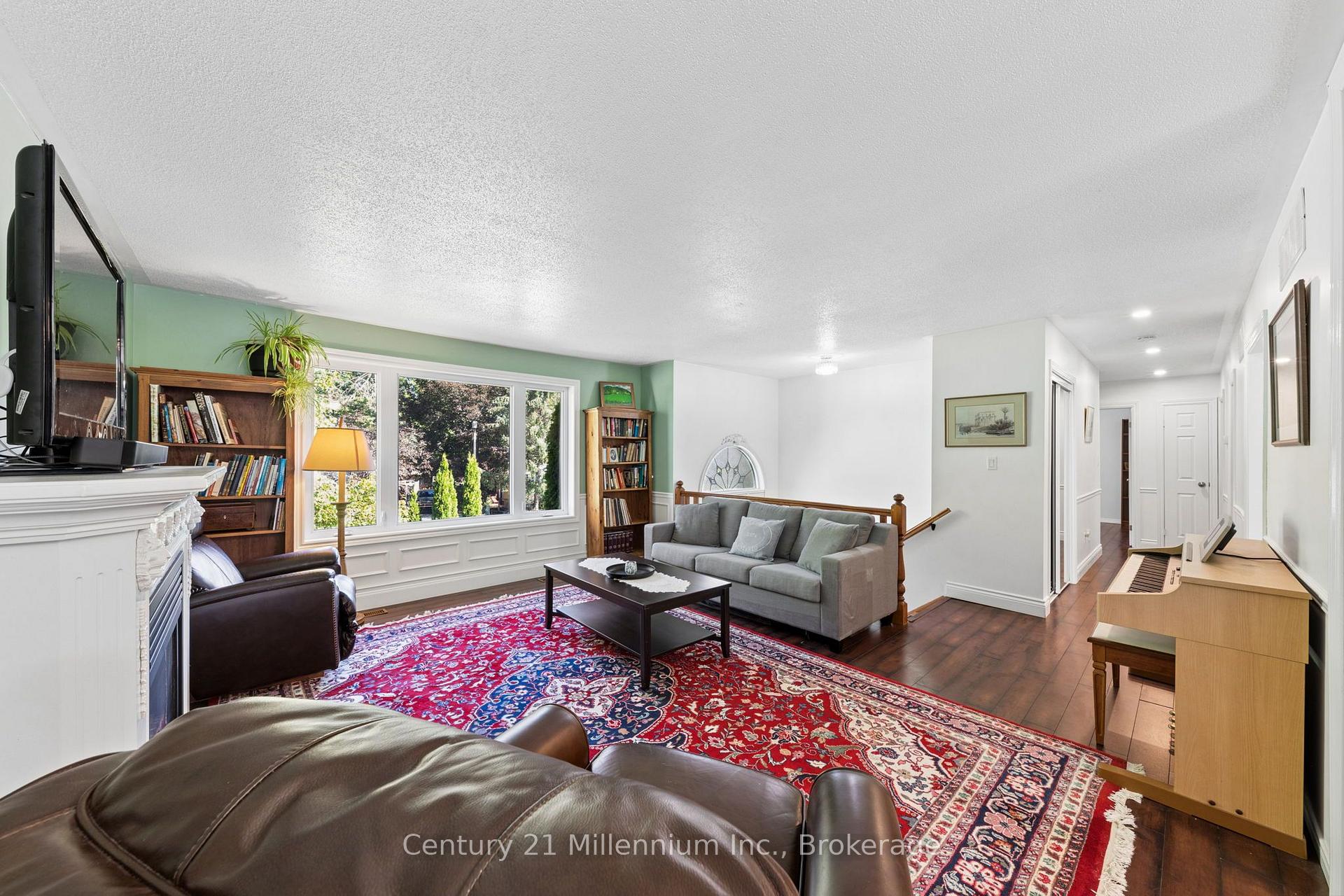 Photo 7 of 128 Parklane Crescent, Meaford — HOMEH