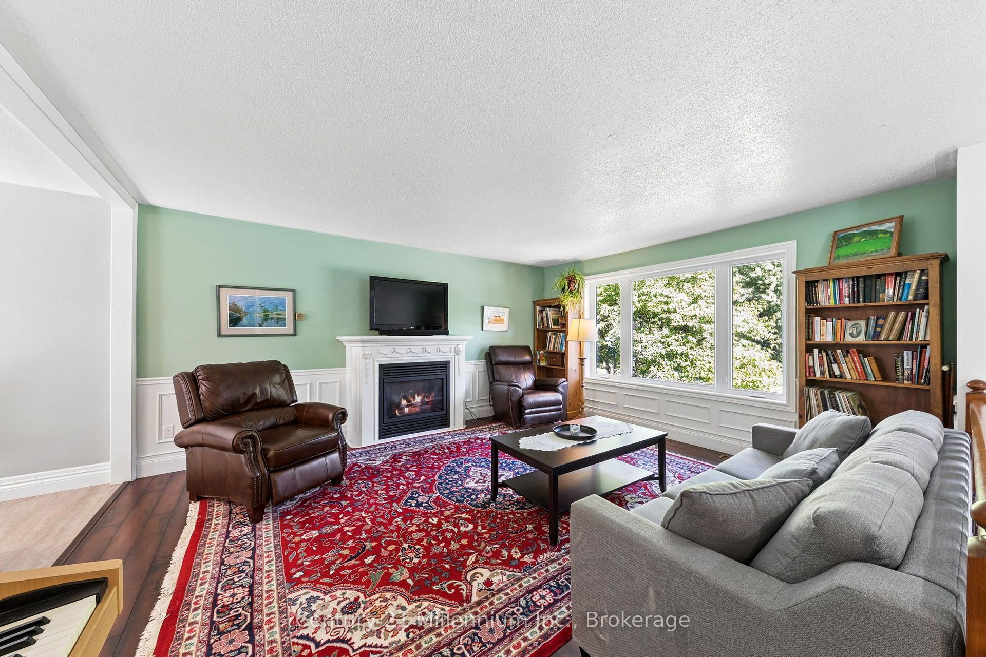Photo 6 of 128 Parklane Crescent, Meaford — HOMEH