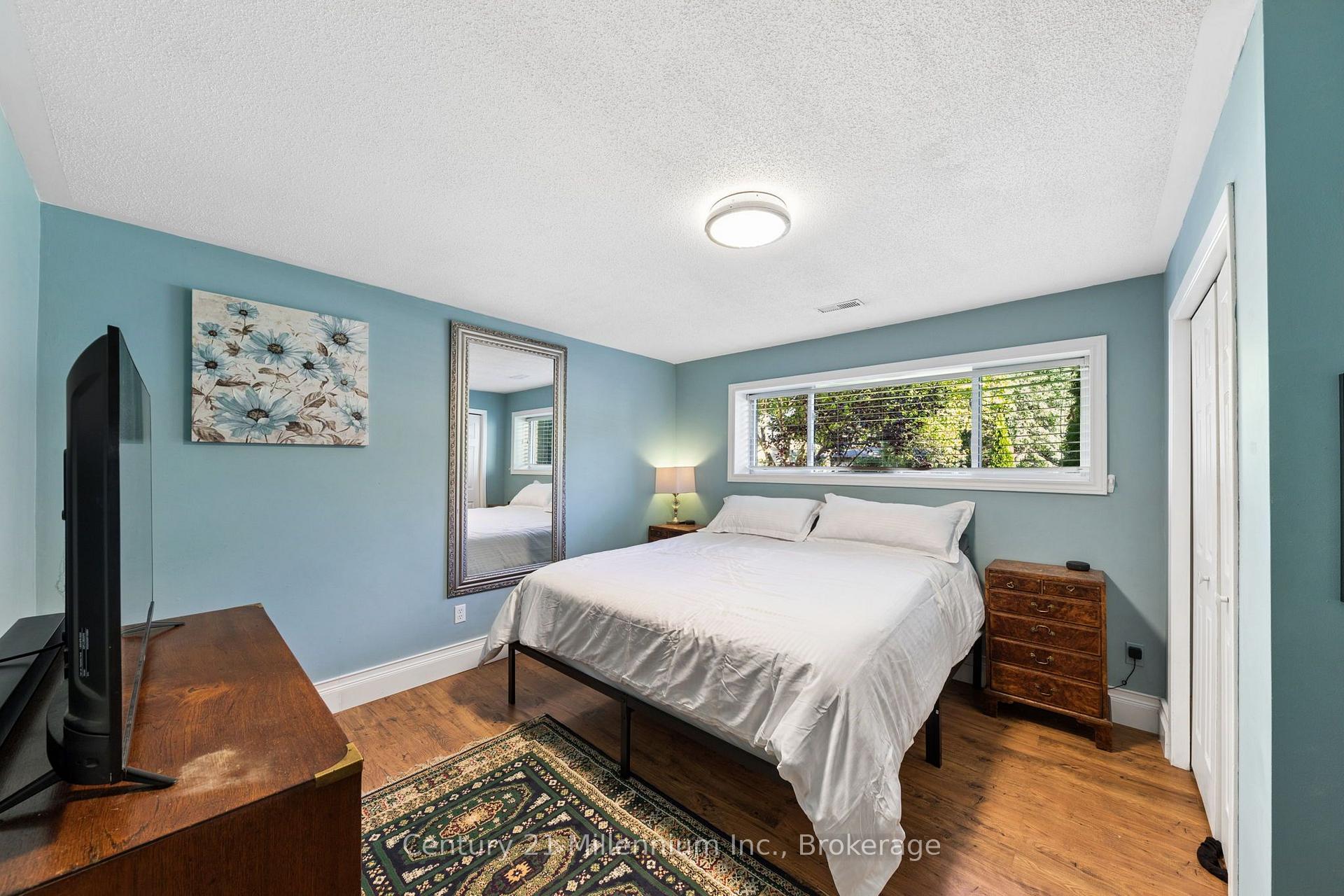 Photo 23 of 128 Parklane Crescent, Meaford — HOMEH