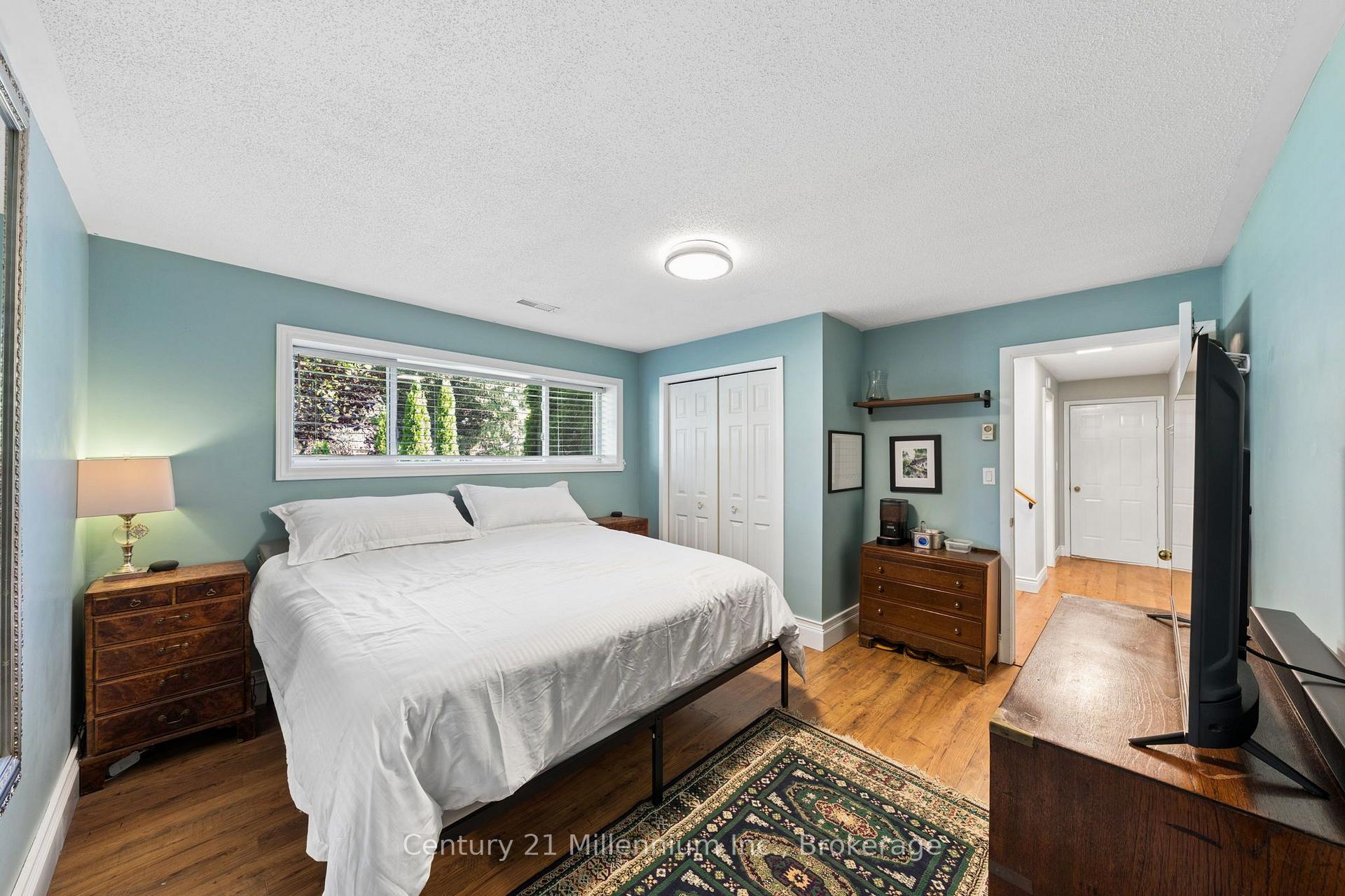 Photo 24 of 128 Parklane Crescent, Meaford — HOMEH