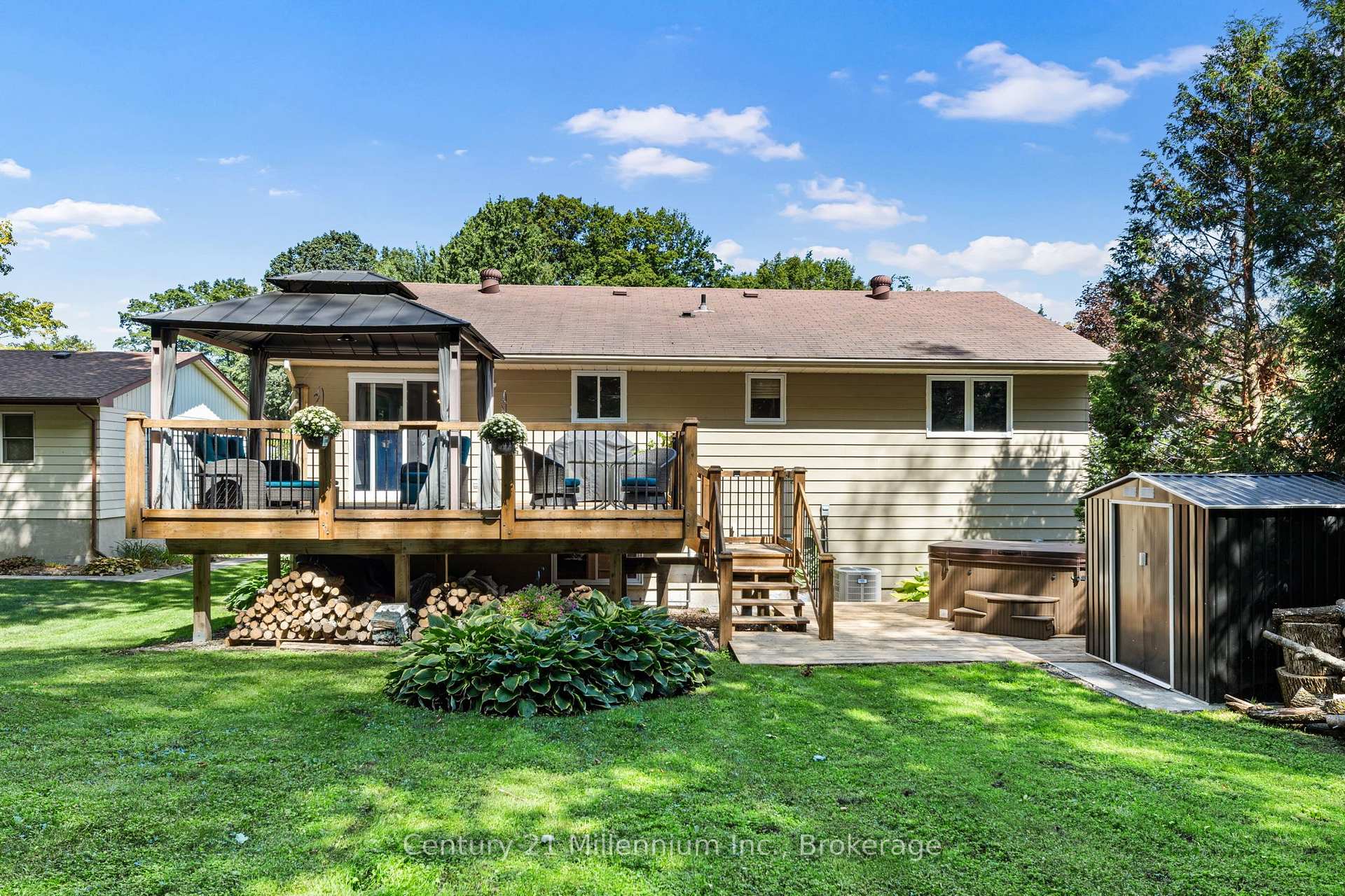 Photo 26 of 128 Parklane Crescent, Meaford — HOMEH