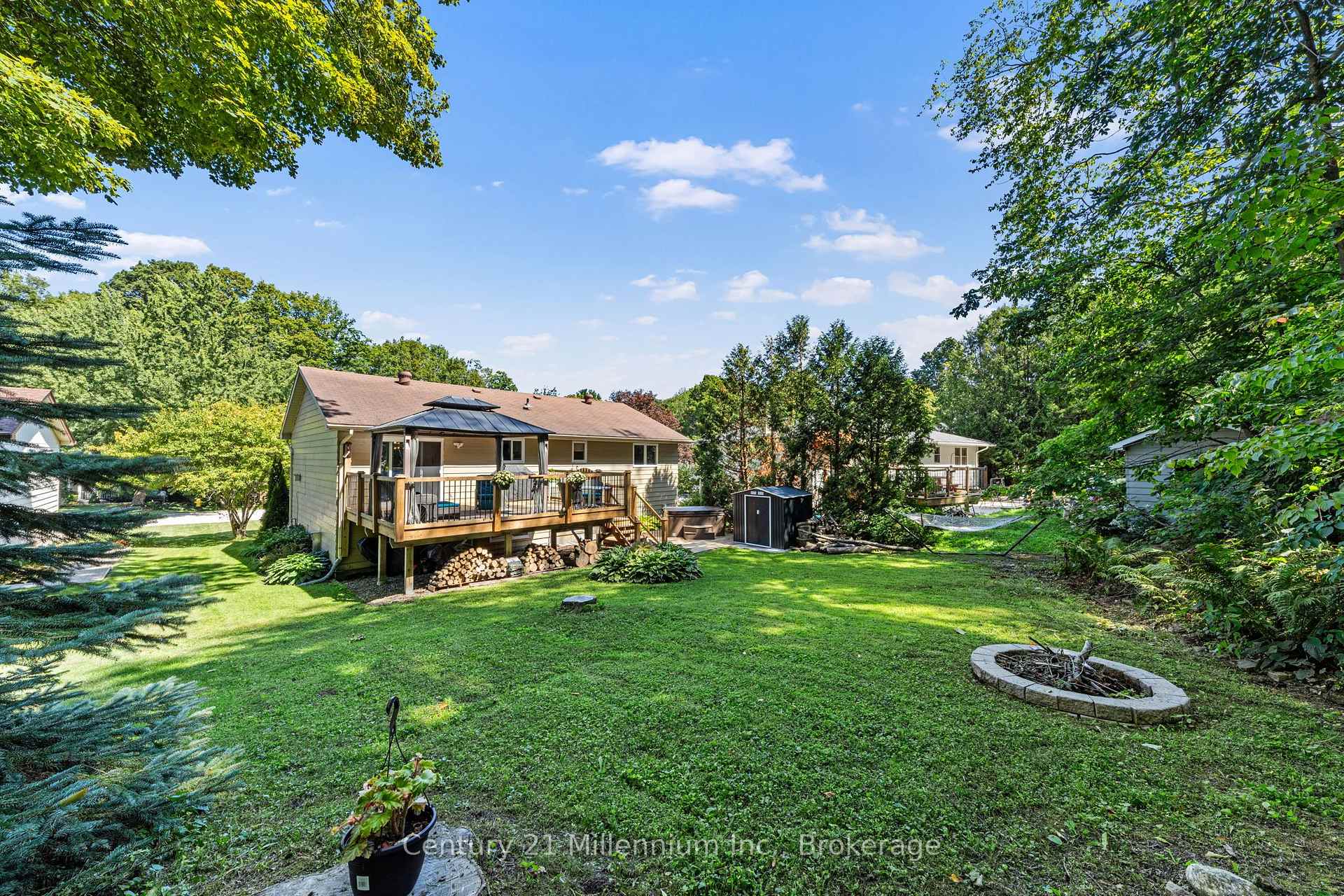 Photo 31 of 128 Parklane Crescent, Meaford — HOMEH