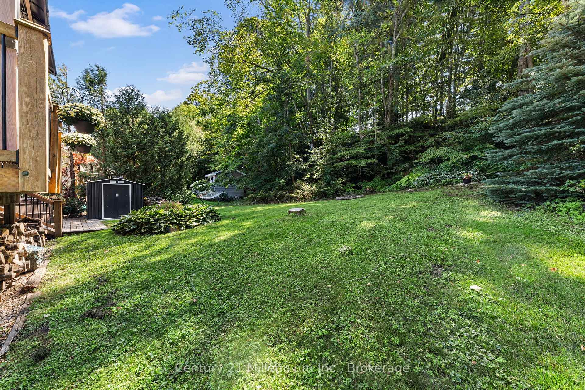 Photo 32 of 128 Parklane Crescent, Meaford — HOMEH