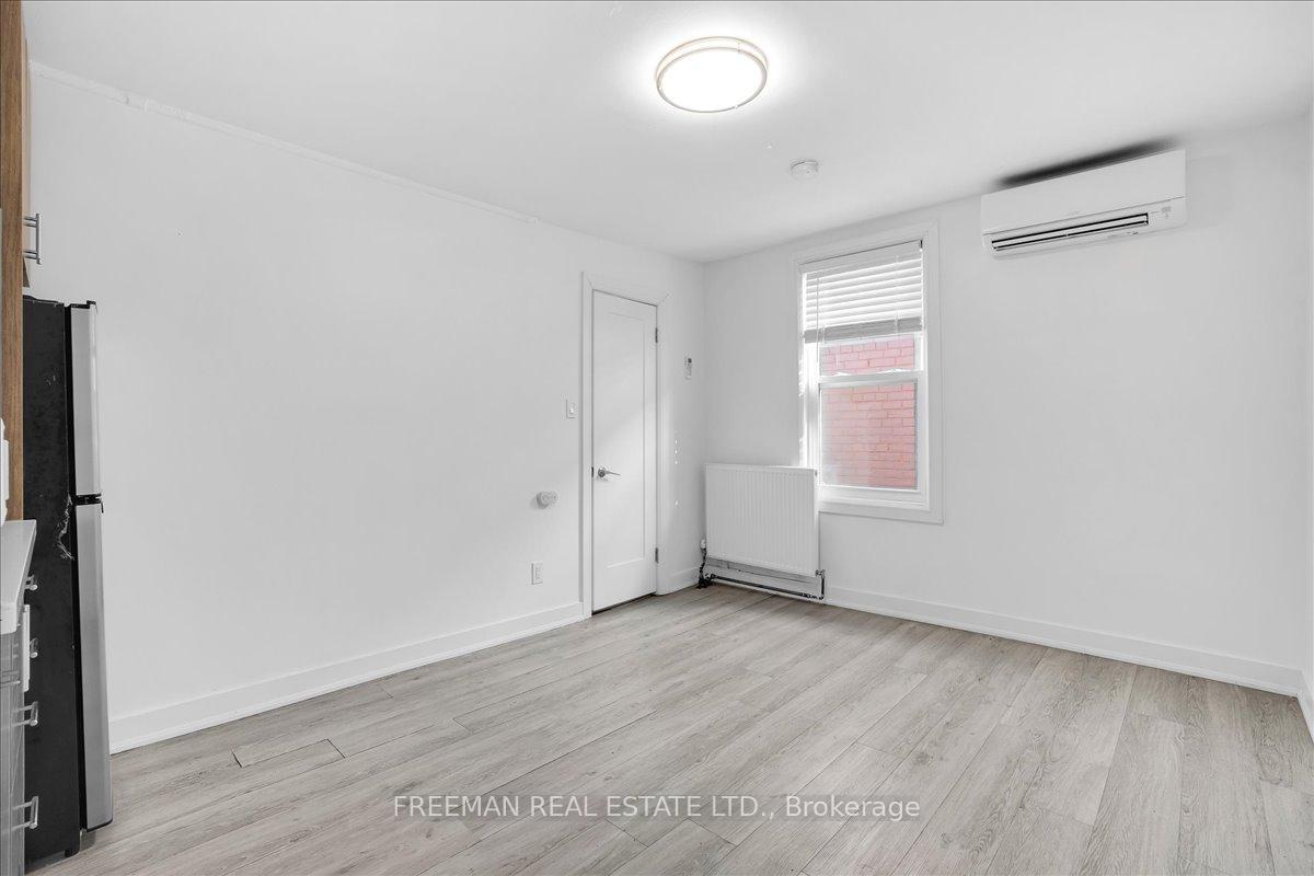 Photo 6 of Unit 204, 15 Thorburn Avenue, Toronto, South Parkdale — HOMEH