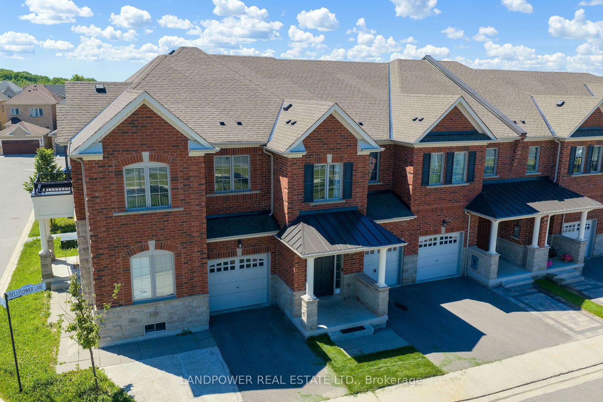 Front of 11 Bellflower Lane S