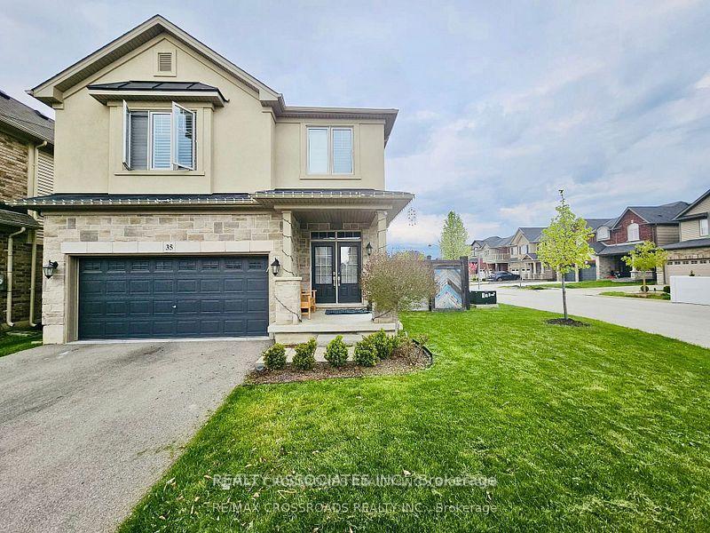 Photo 1 of 35 Cutts Crescent, Hamilton, Binbrook — HOMEH