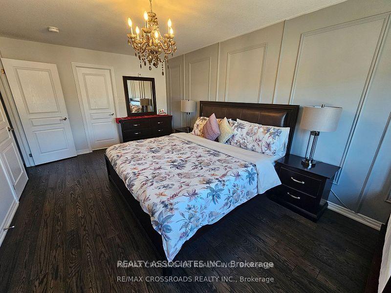 Photo 12 of 35 Cutts Crescent, Hamilton, Binbrook — HOMEH