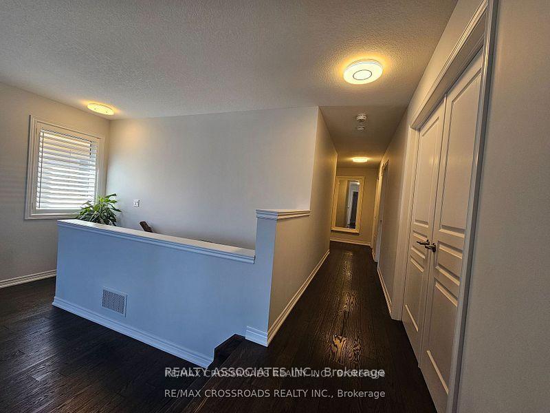 Photo 20 of 35 Cutts Crescent, Hamilton, Binbrook — HOMEH