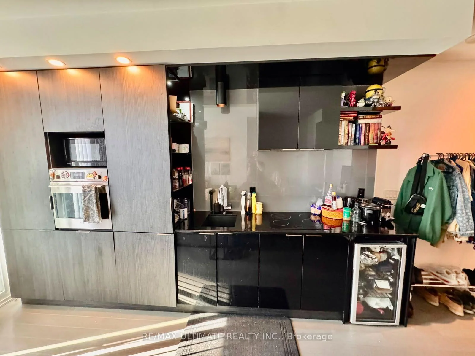 Photo 3 of Unit 2712, 70 Temperance Street, Toronto, Bay Street Corridor — HOMEH