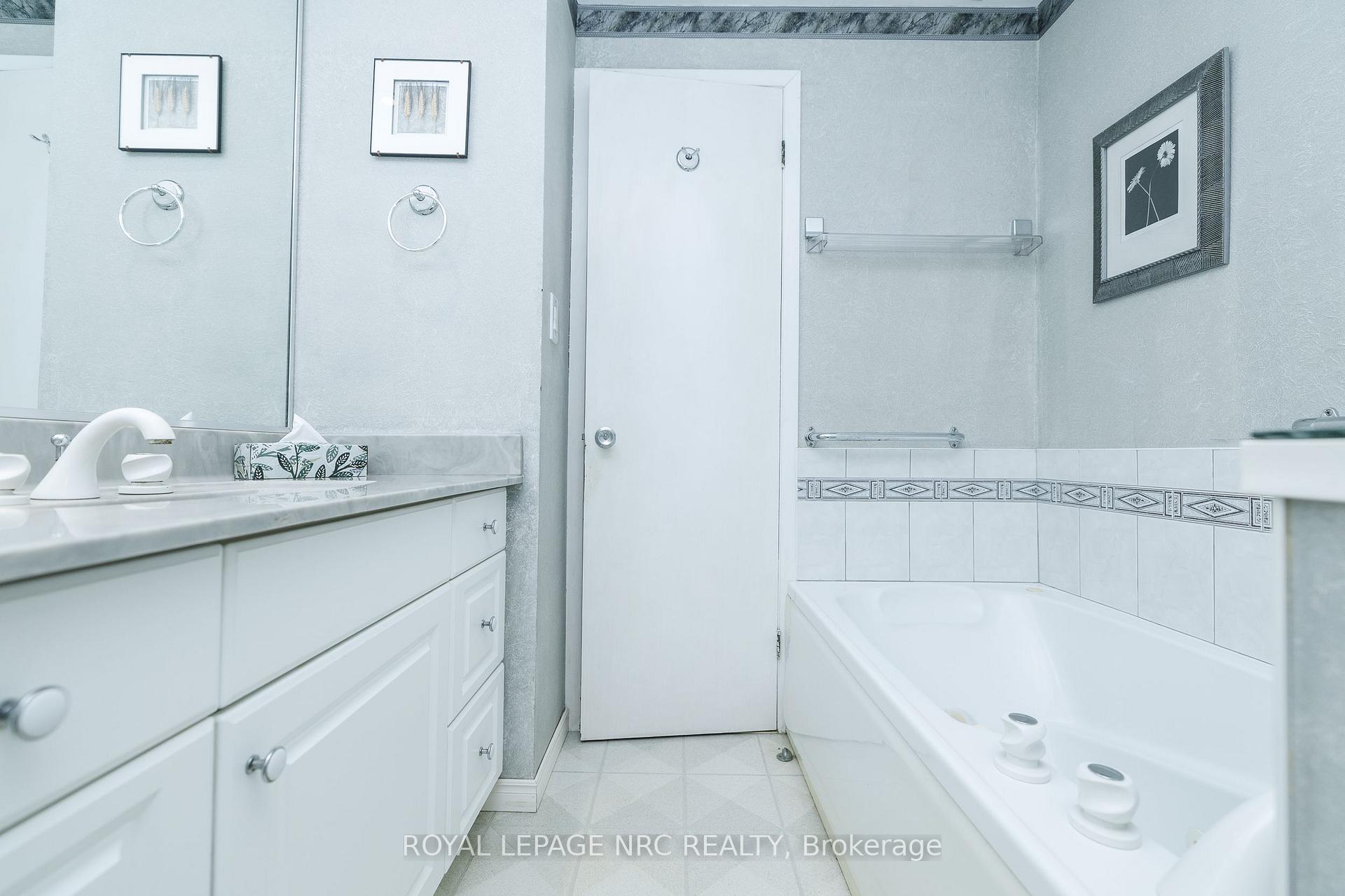 Photo 36 of 206 Parnell Road, St. Catharines, Vine/Linwell — HOMEH