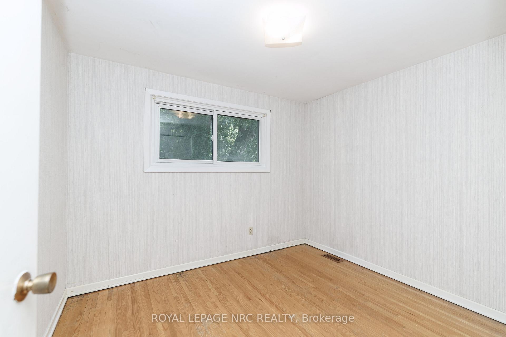 Photo 37 of 206 Parnell Road, St. Catharines, Vine/Linwell — HOMEH