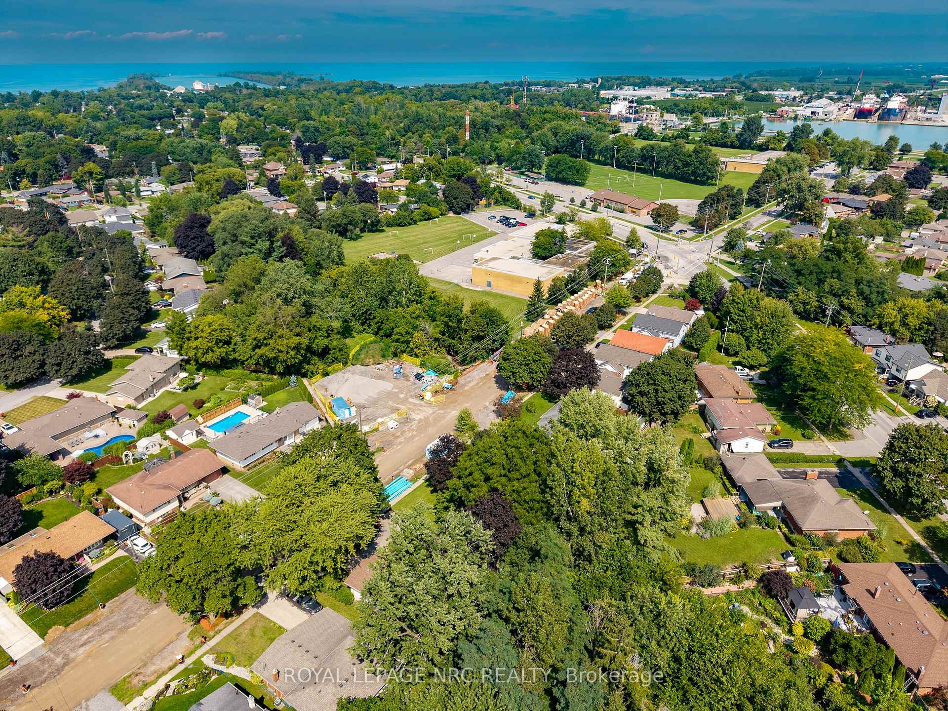 Photo 54 of 206 Parnell Road, St. Catharines, Vine/Linwell — HOMEH
