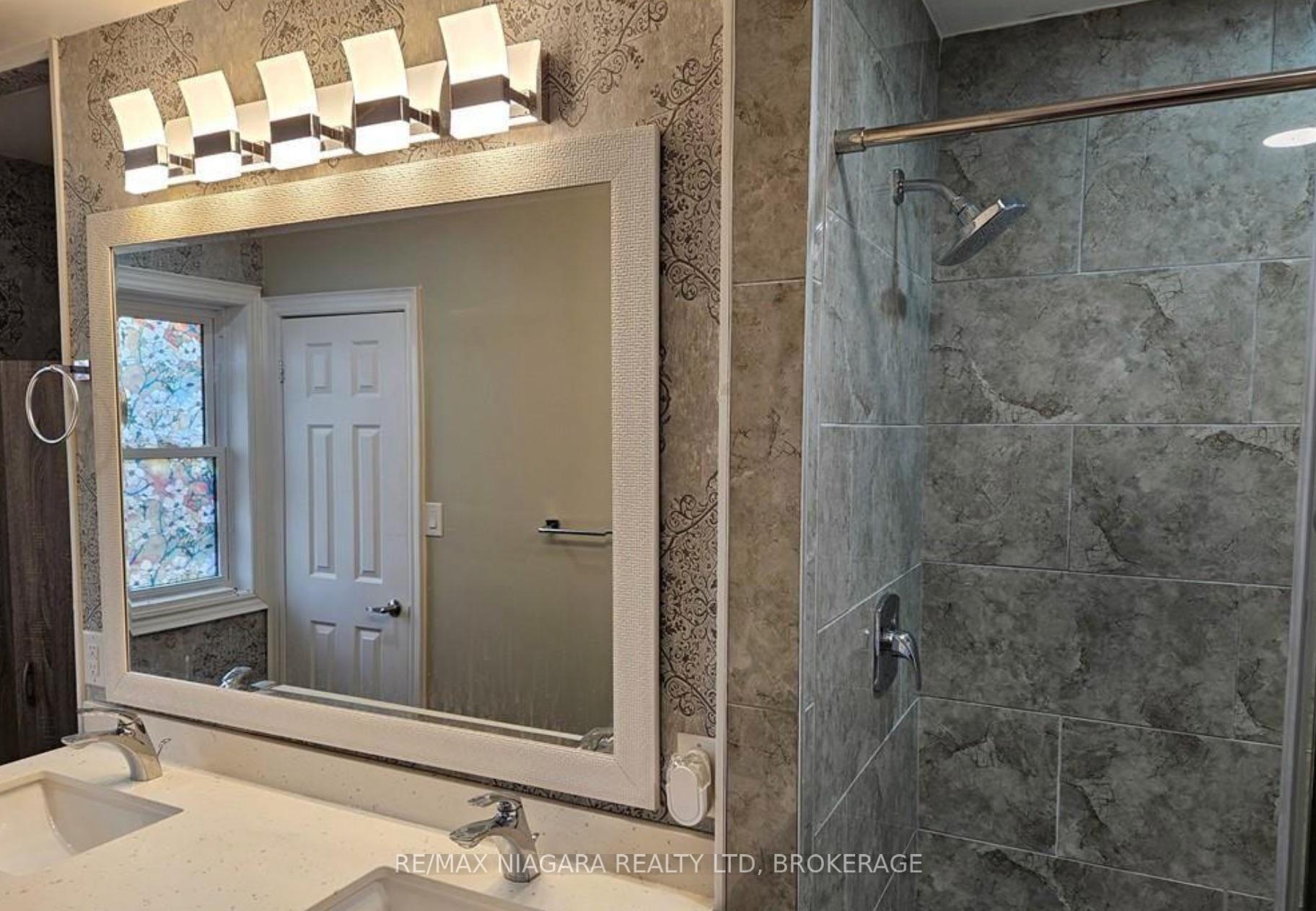 Photo 9 of Unit Upper, 1010 Foss Road, Pelham, Fenwick — HOMEH