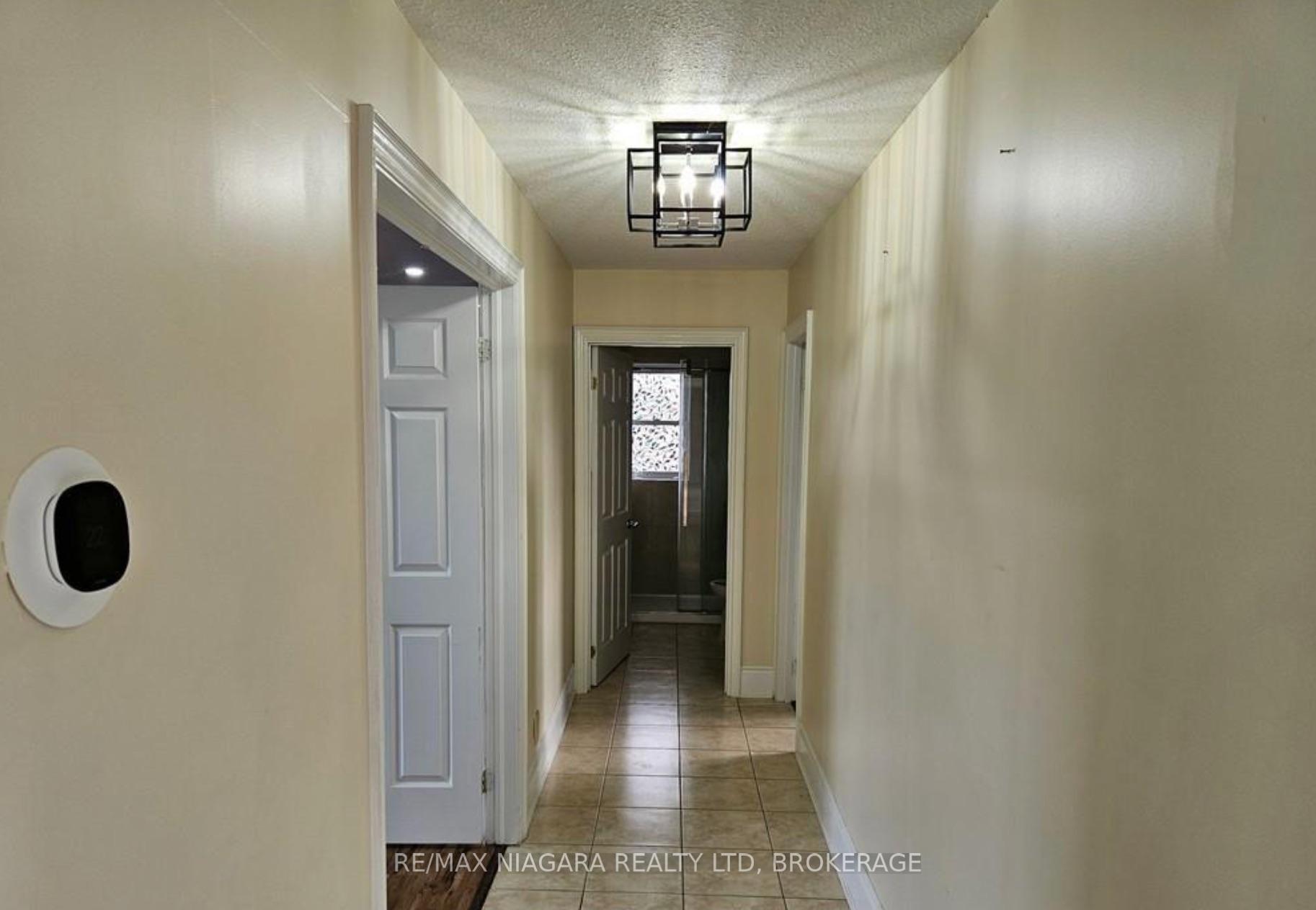 Photo 12 of Unit Upper, 1010 Foss Road, Pelham, Fenwick — HOMEH