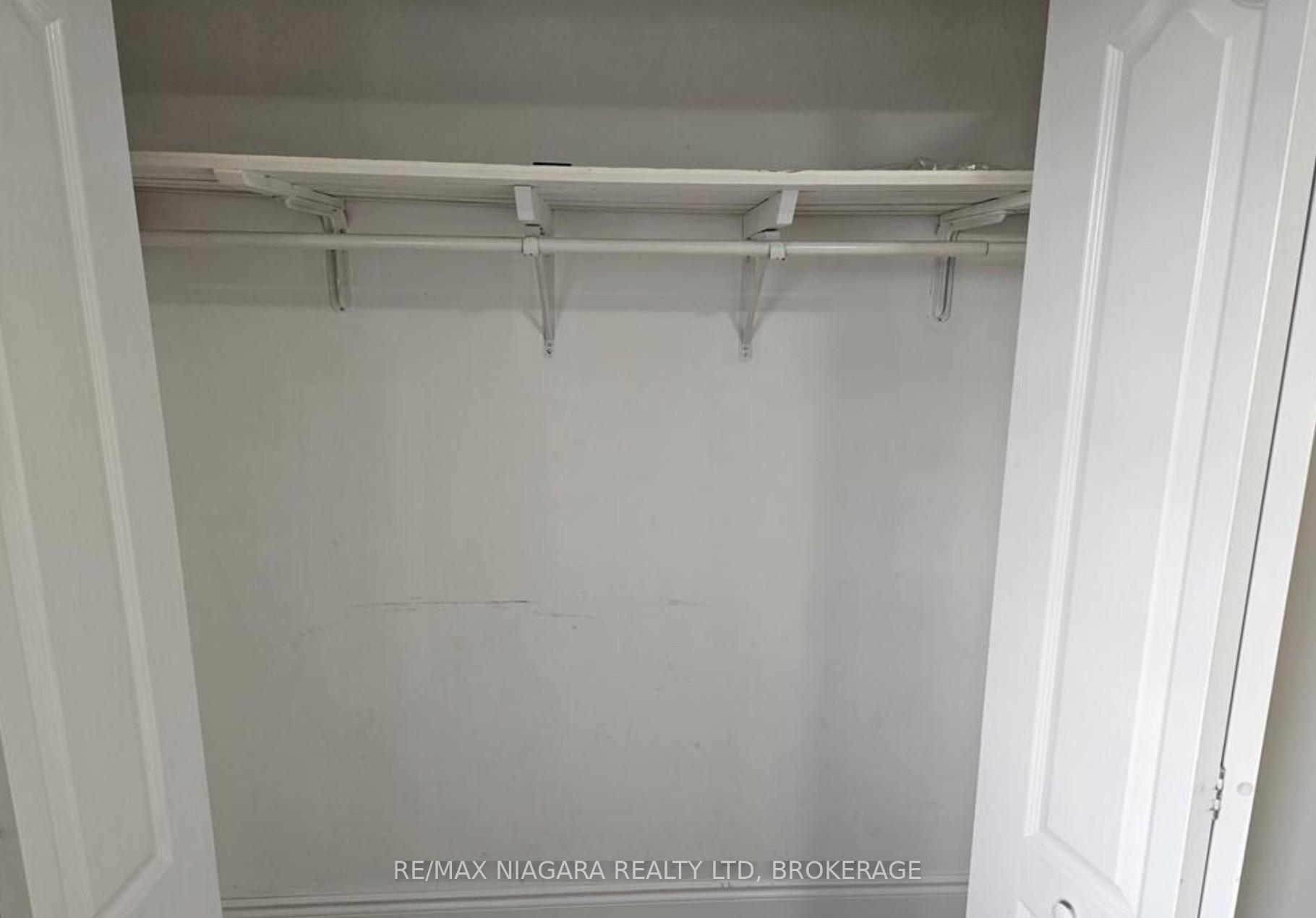 Photo 11 of Unit Upper, 1010 Foss Road, Pelham, Fenwick — HOMEH