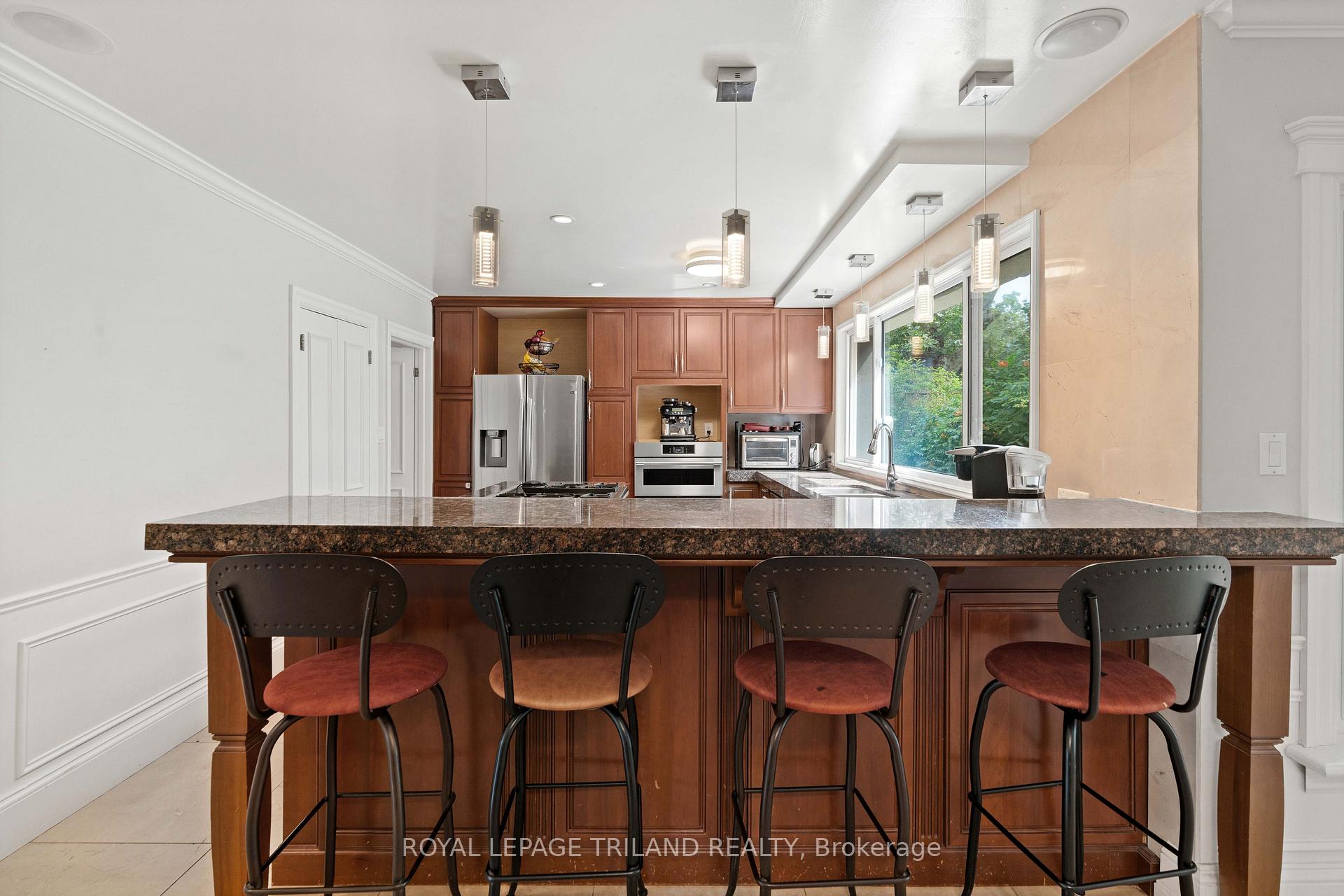 Photo 6 of 57 Westchester Drive, London, North A — HOMEH