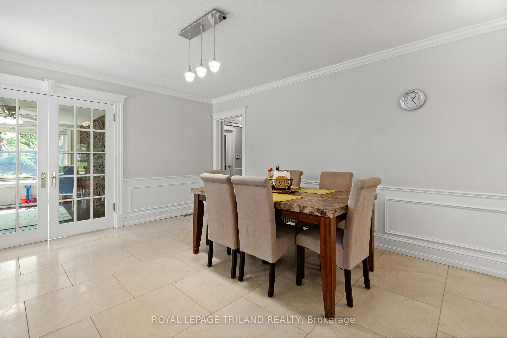 Photo 9 of 57 Westchester Drive, London, North A — HOMEH