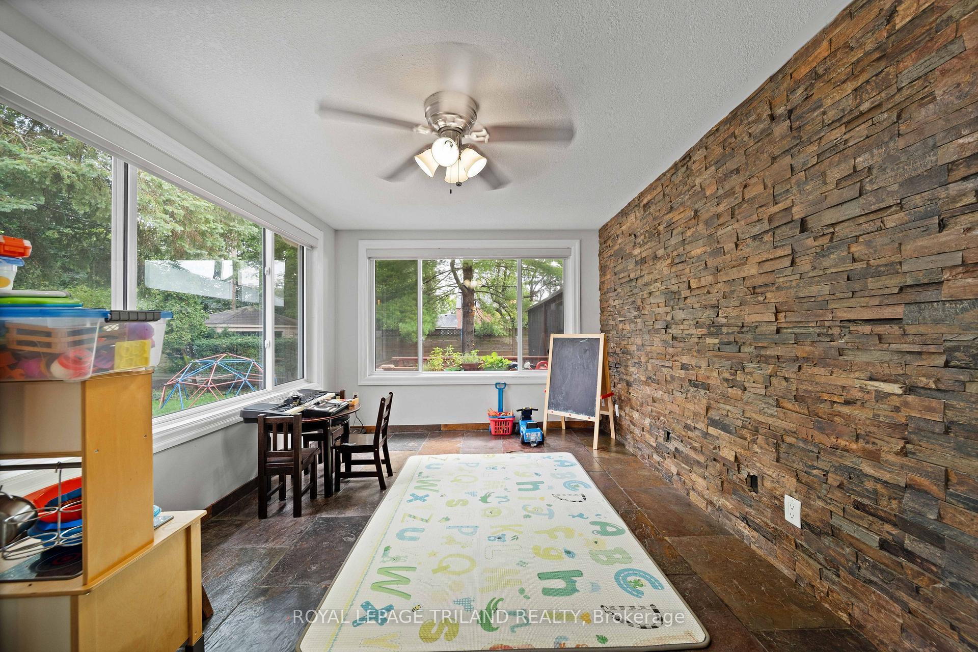 Photo 15 of 57 Westchester Drive, London, North A — HOMEH