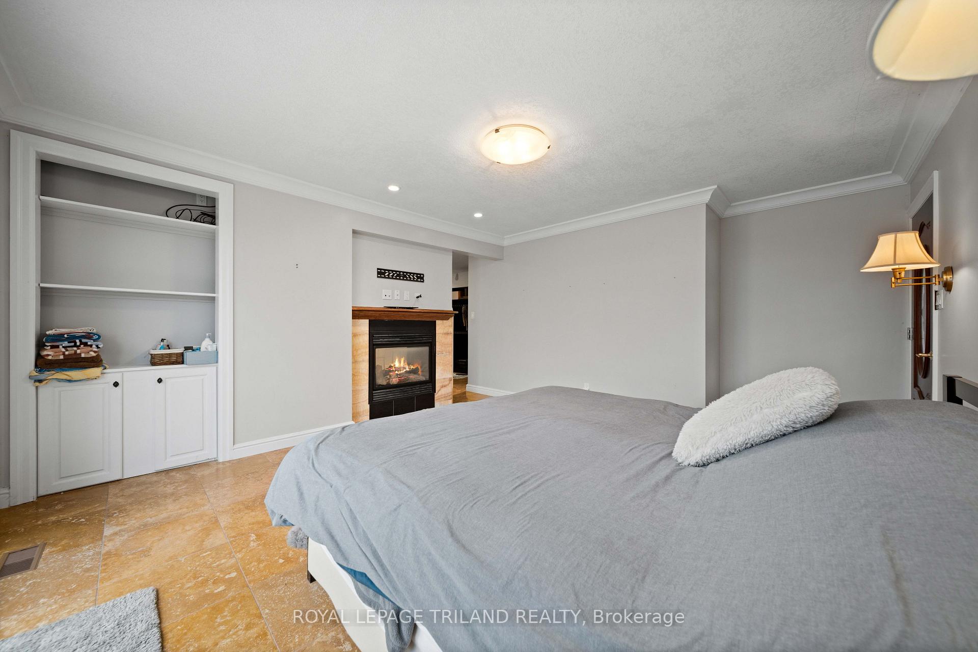 Photo 18 of 57 Westchester Drive, London, North A — HOMEH