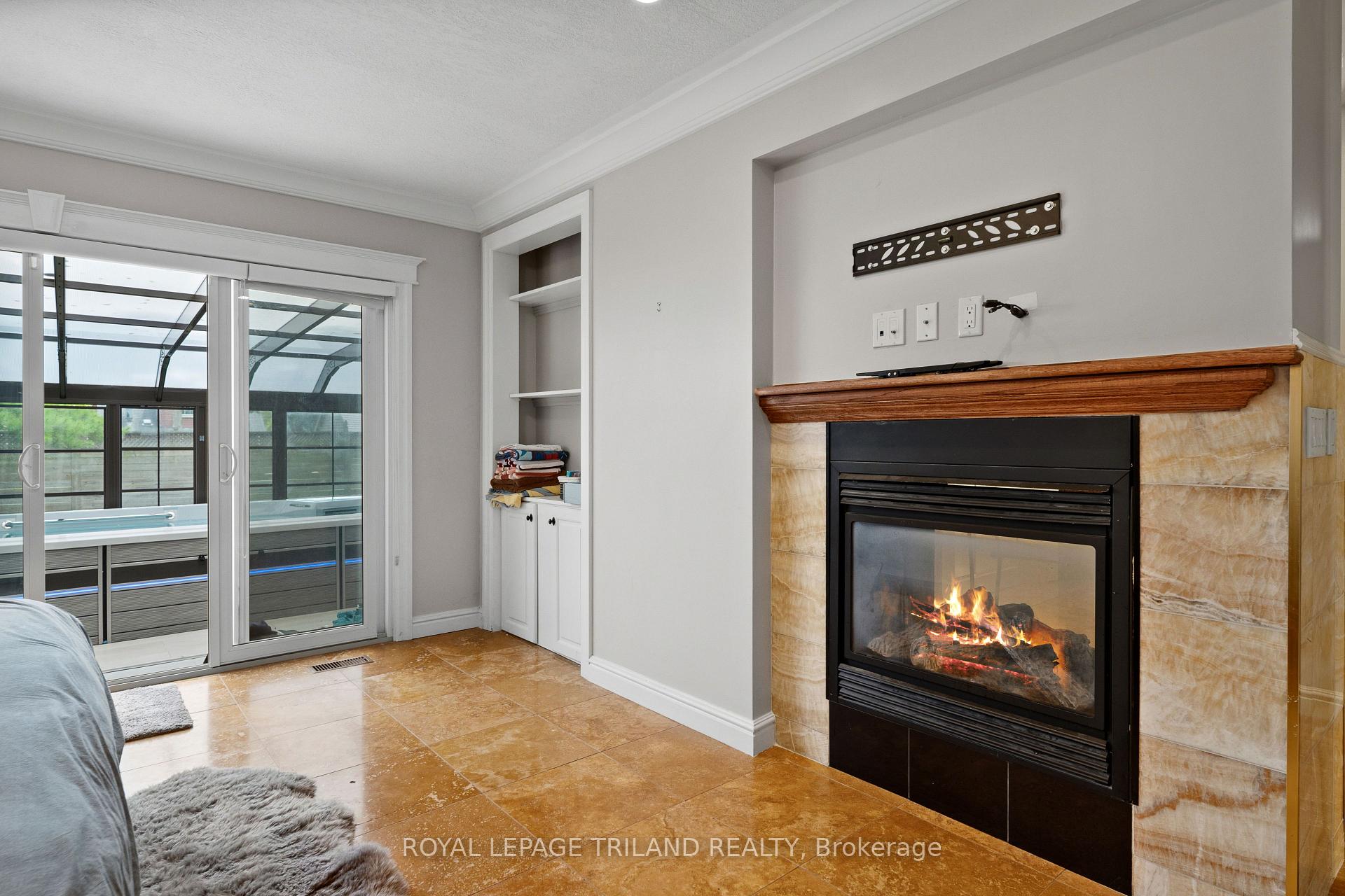 Photo 19 of 57 Westchester Drive, London, North A — HOMEH
